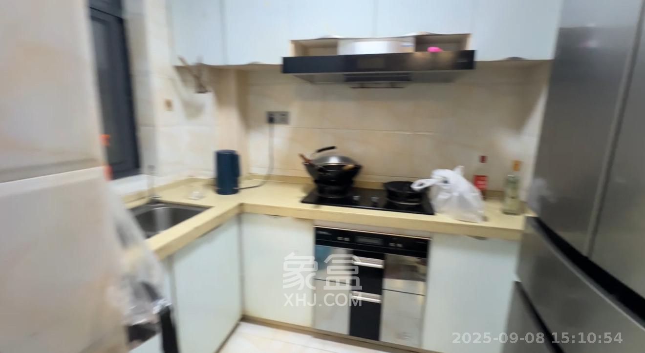 香樟兰亭(朗峰苑)  3室2厅2卫    2400.0元/月 香樟兰亭(朗峰苑)  3室2厅2卫    2400.0元/月室内图