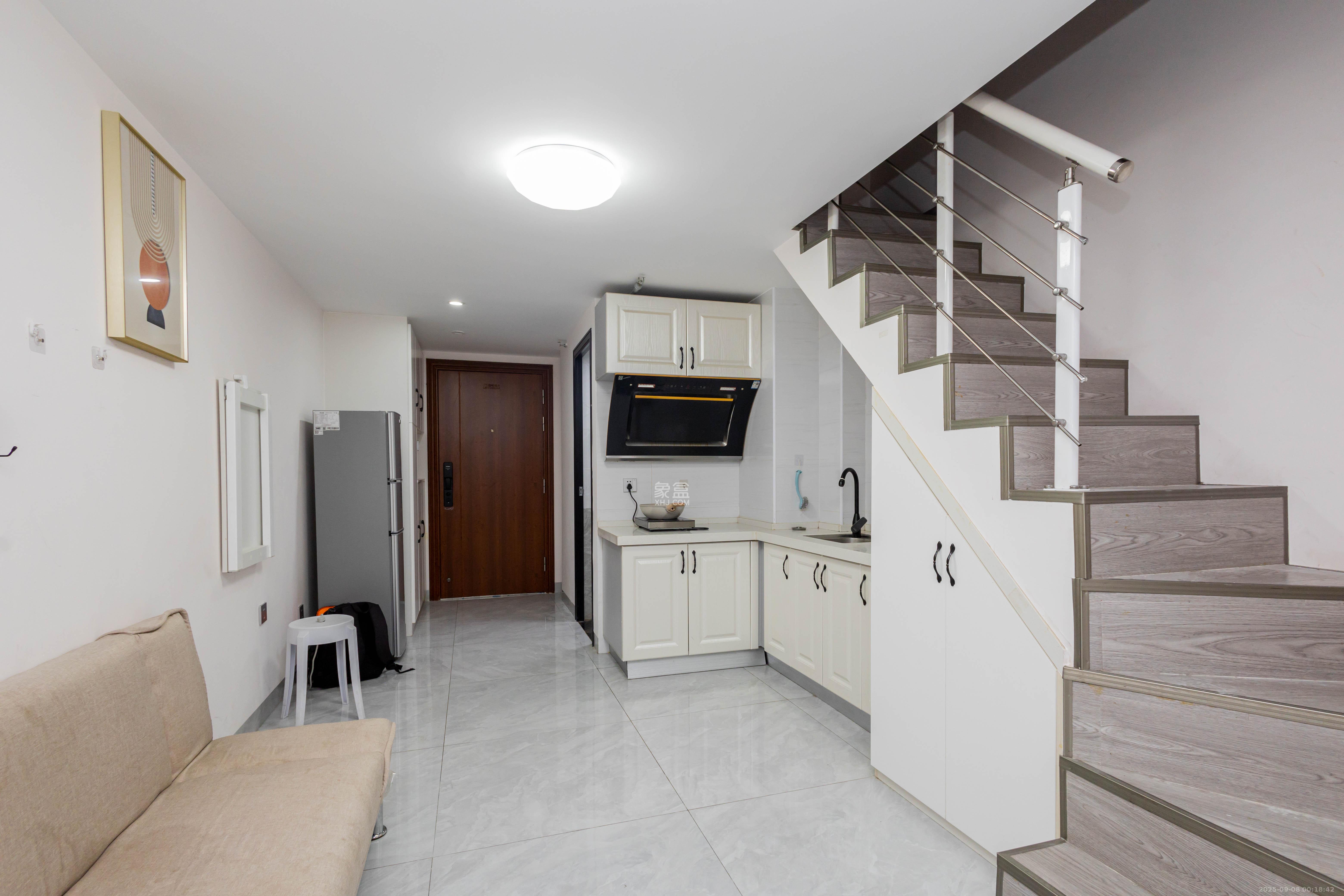 碧桂园星荟  1室1厅1卫    16.0万客厅