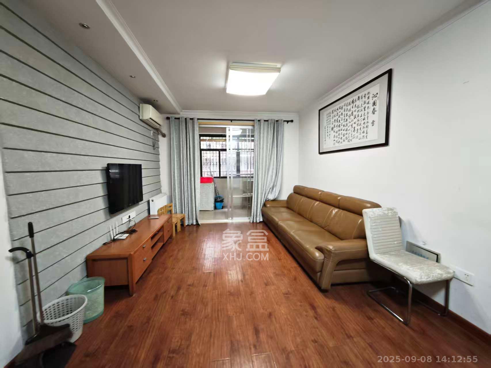 省建苑小区  3室2厅1卫    2400.0元/月 省建苑小区  3室2厅1卫    2400.0元/月室内图