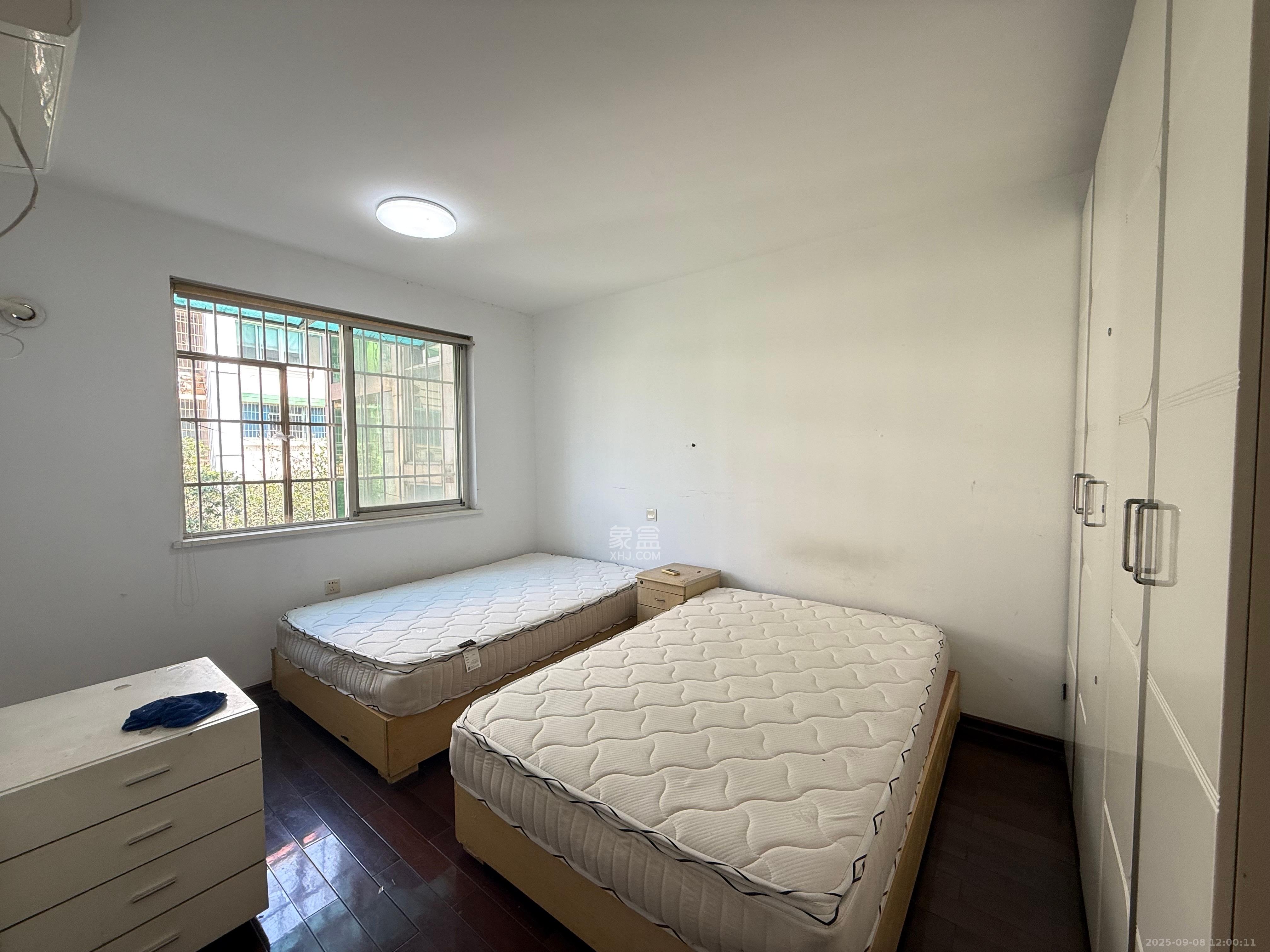 湘卫花苑  3室2厅2卫    3000.0元/月 湘卫花苑  3室2厅2卫    3000.0元/月室内图