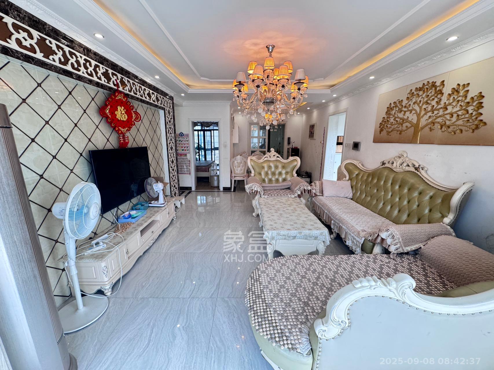 江河东澜湾 3室2厅2卫 3000.0元/月 江河东澜湾 3室2厅2卫 3000.0元/月室内图