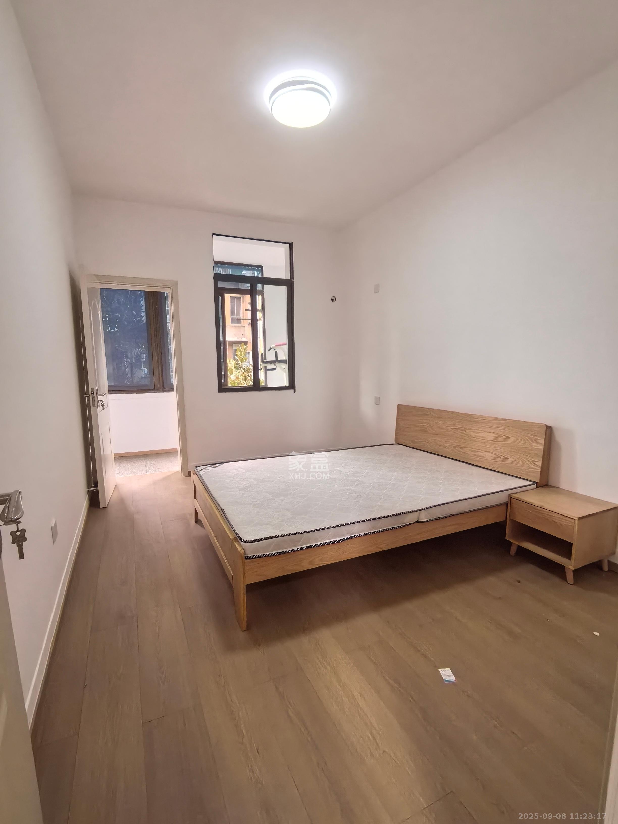 省纺织物资设备总公司 1室0厅0卫 2800.0元/月 省纺织物资设备总公司 1室0厅0卫 2800.0元/月室内图