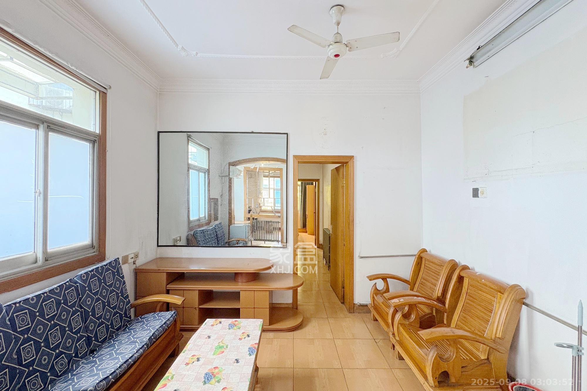 省政府机关二院  3室1厅1卫    86.0万 省政府机关二院  3室1厅1卫    86.0万