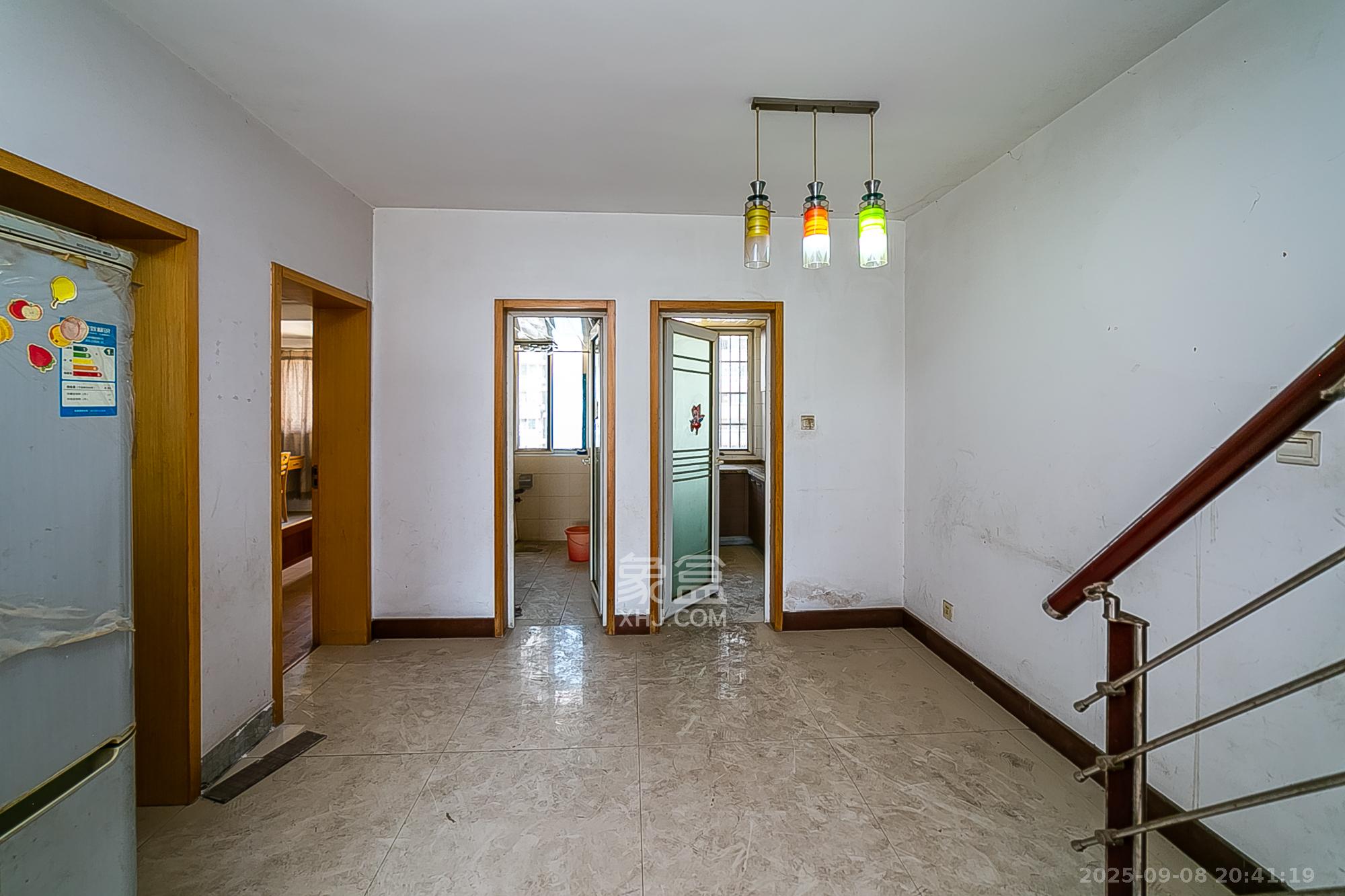 富绿新村  3室2厅1卫    59.8万 富绿新村  3室2厅1卫    59.8万客厅