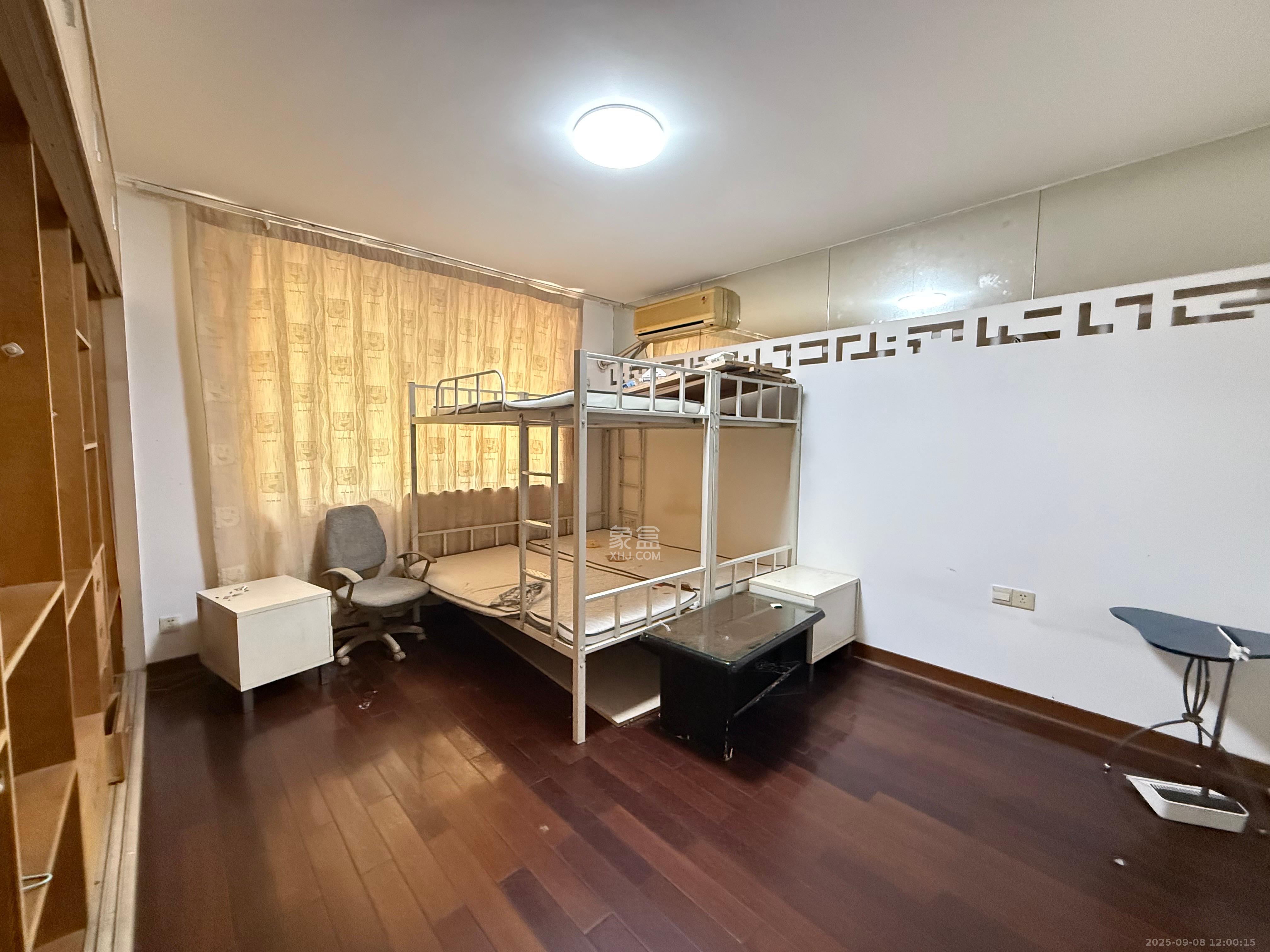 湘卫花苑  3室2厅2卫    3000.0元/月 湘卫花苑  3室2厅2卫    3000.0元/月室内图