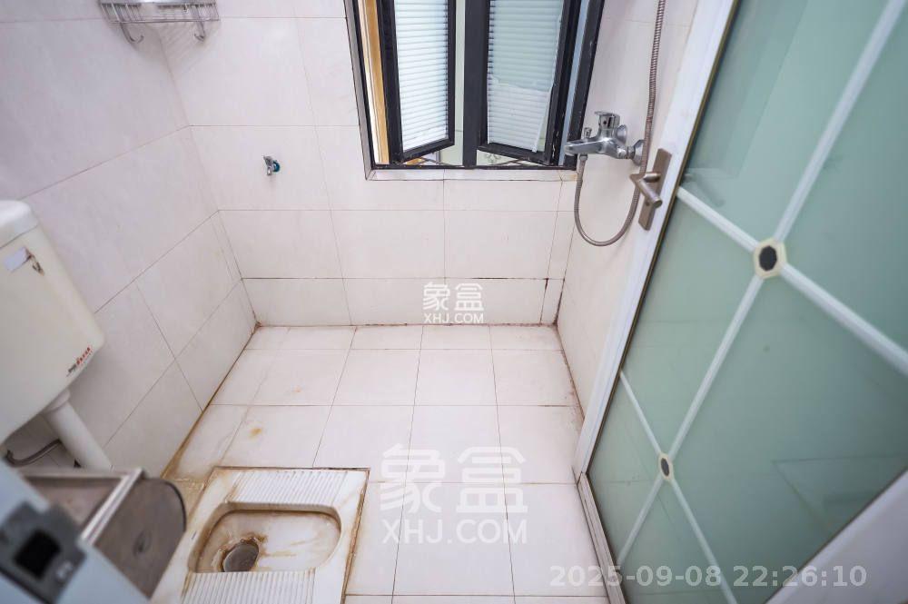 西城龙庭 4室2厅2卫 3200.0元/月 西城龙庭 4室2厅2卫 3200.0元/月室内图