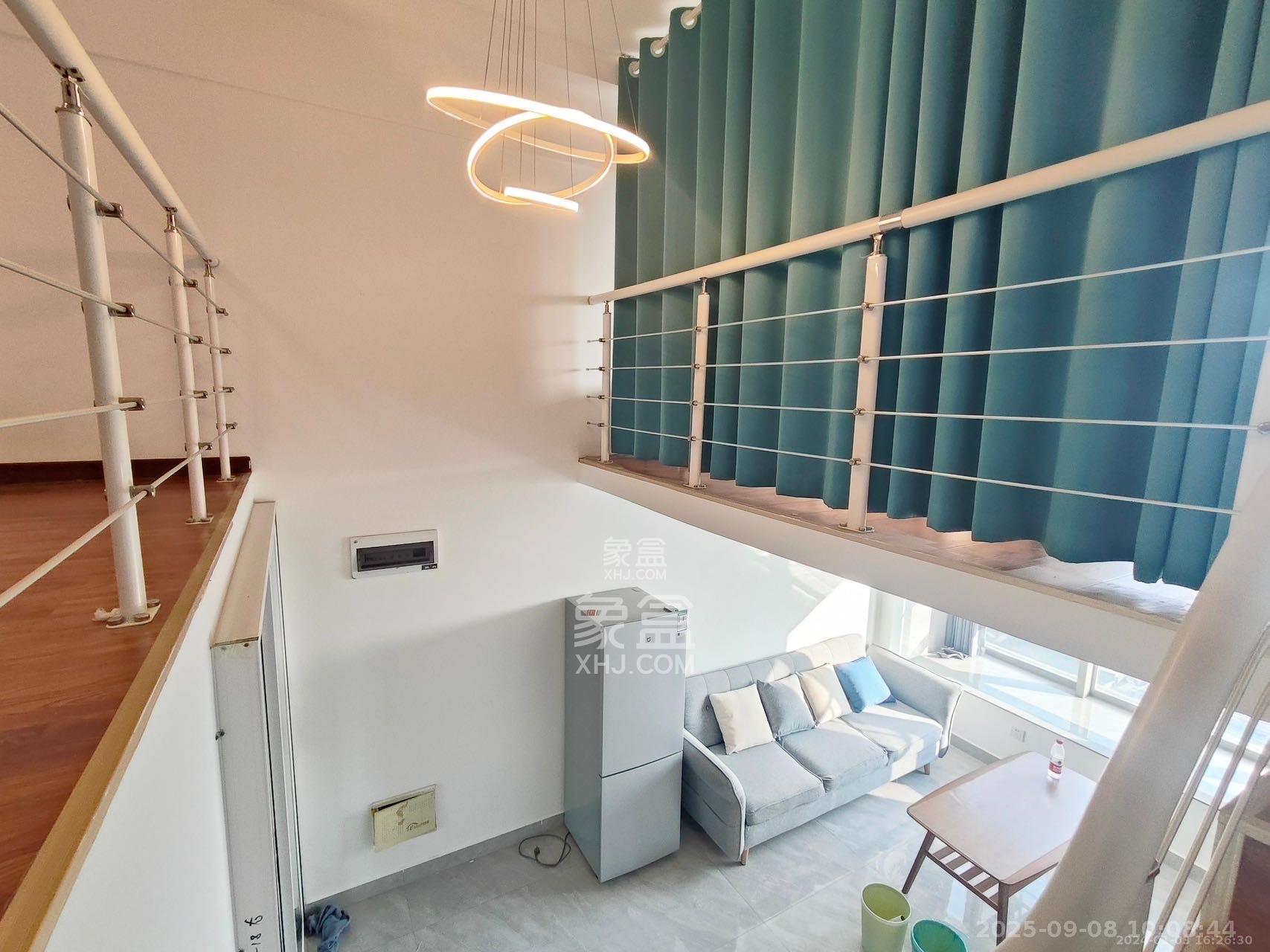 中交广场公寓  2室1厅1卫    2000.0元/月 中交广场公寓  2室1厅1卫    2000.0元/月室内图