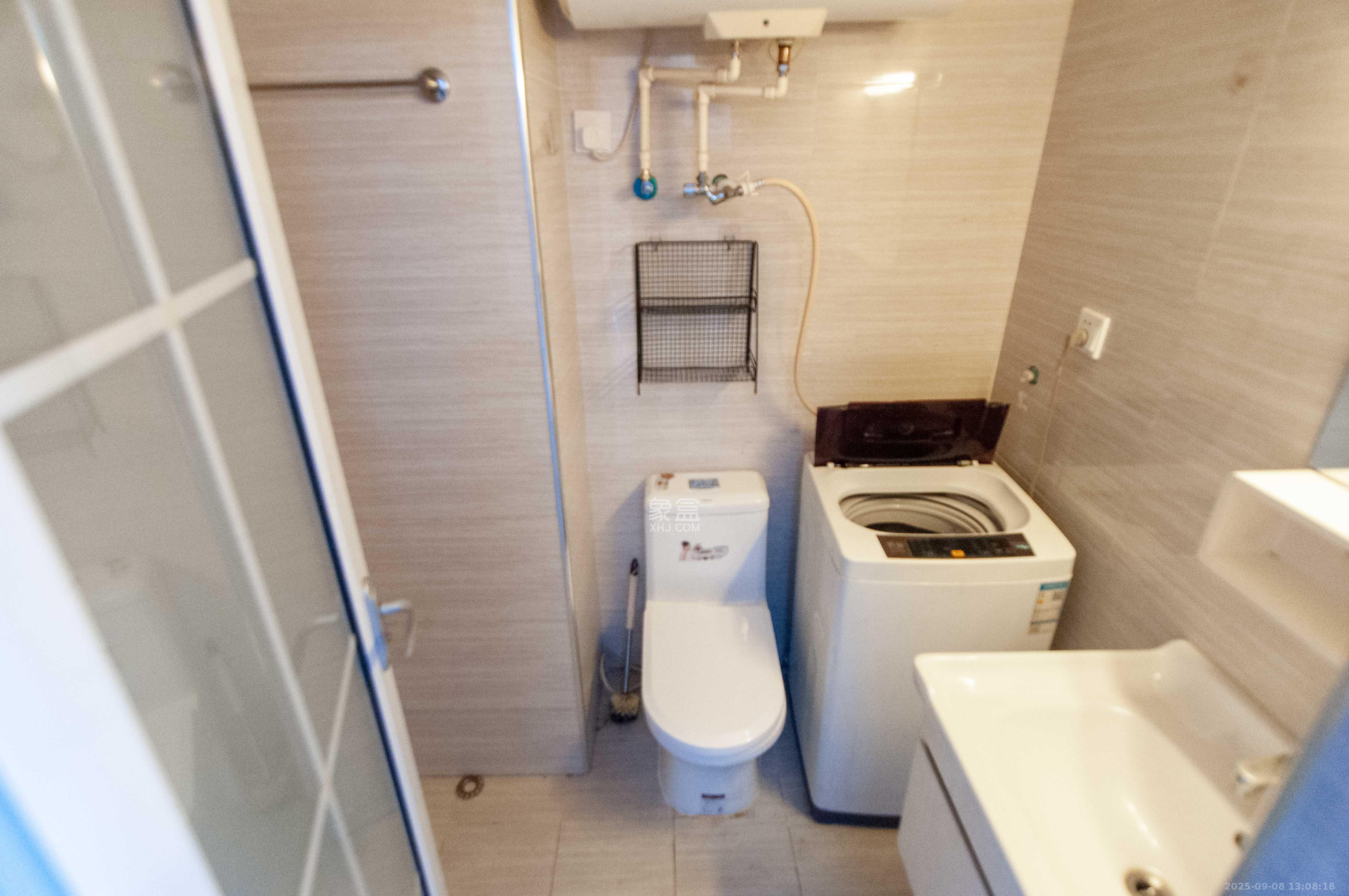 达美美立方  1室1厅1卫    29.8万 达美美立方  1室1厅1卫    29.8万卫生间