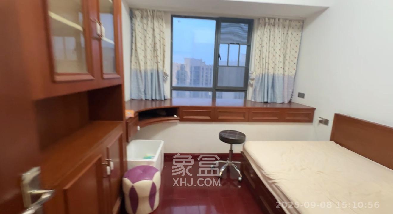 香樟兰亭(朗峰苑)  3室2厅2卫    2400.0元/月 香樟兰亭(朗峰苑)  3室2厅2卫    2400.0元/月室内图