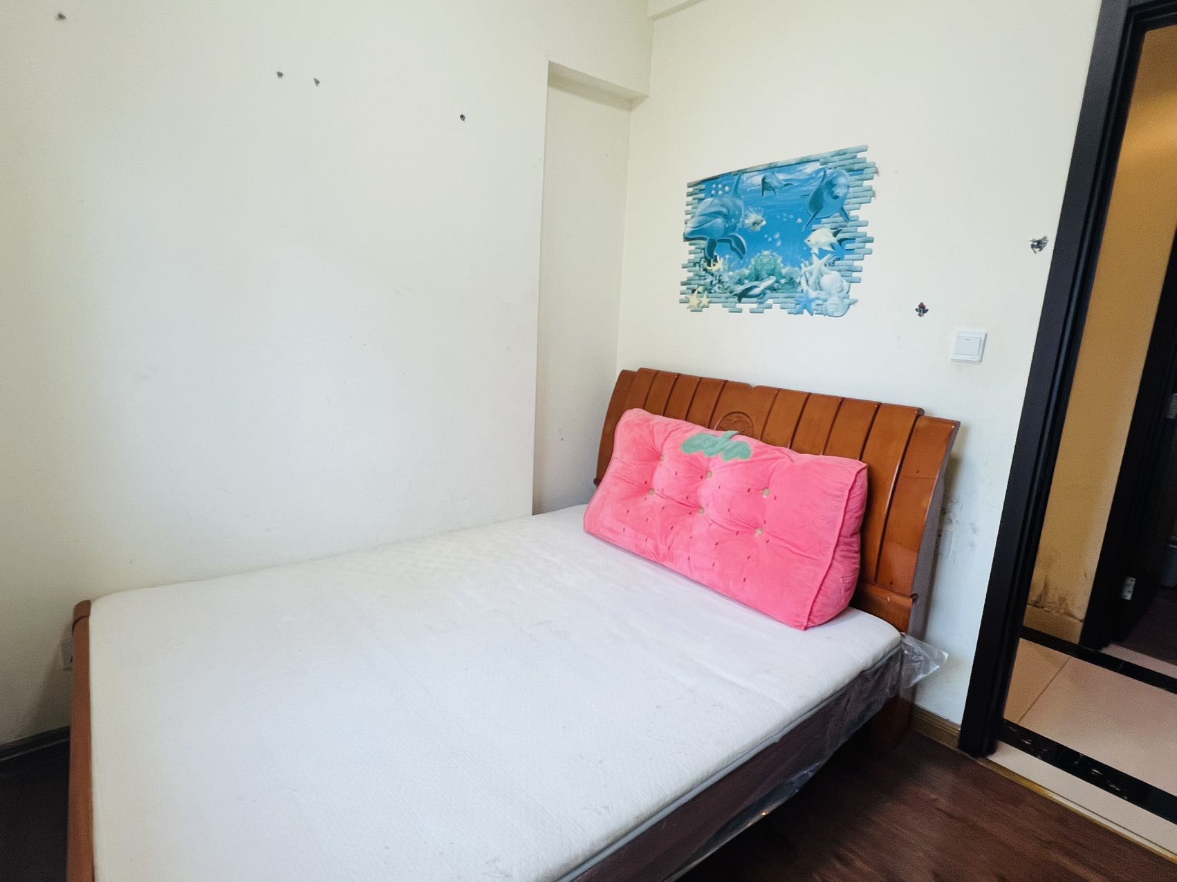 碧桂园  3室2厅1卫    1500.0元/月室内图