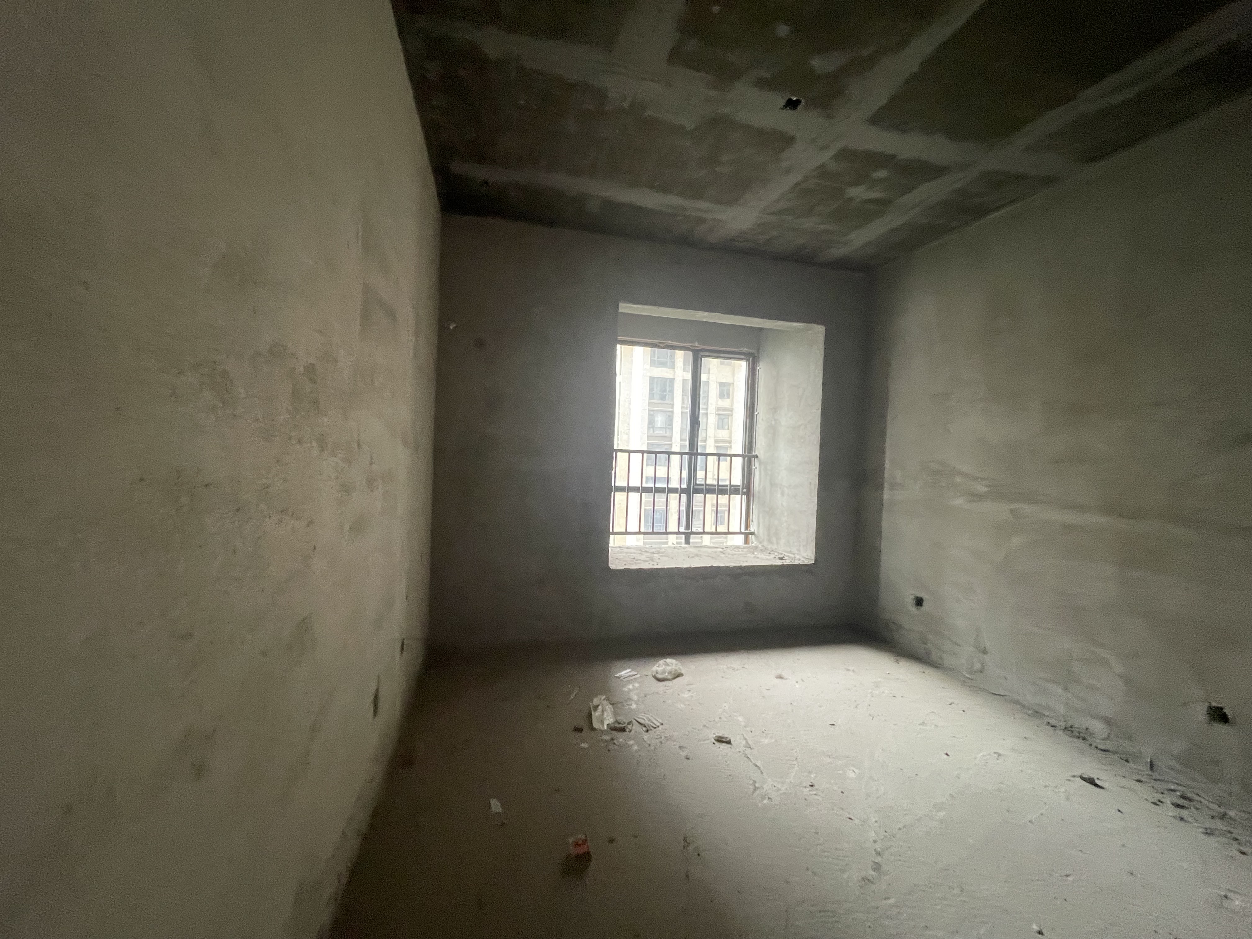 檀香山 4室2厅2卫 63.8万 檀香山 4室2厅2卫 63.8万客厅