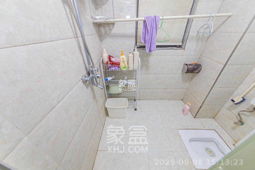 中建芙蓉嘉苑  3室2厅1卫    2100.0元/月室内图