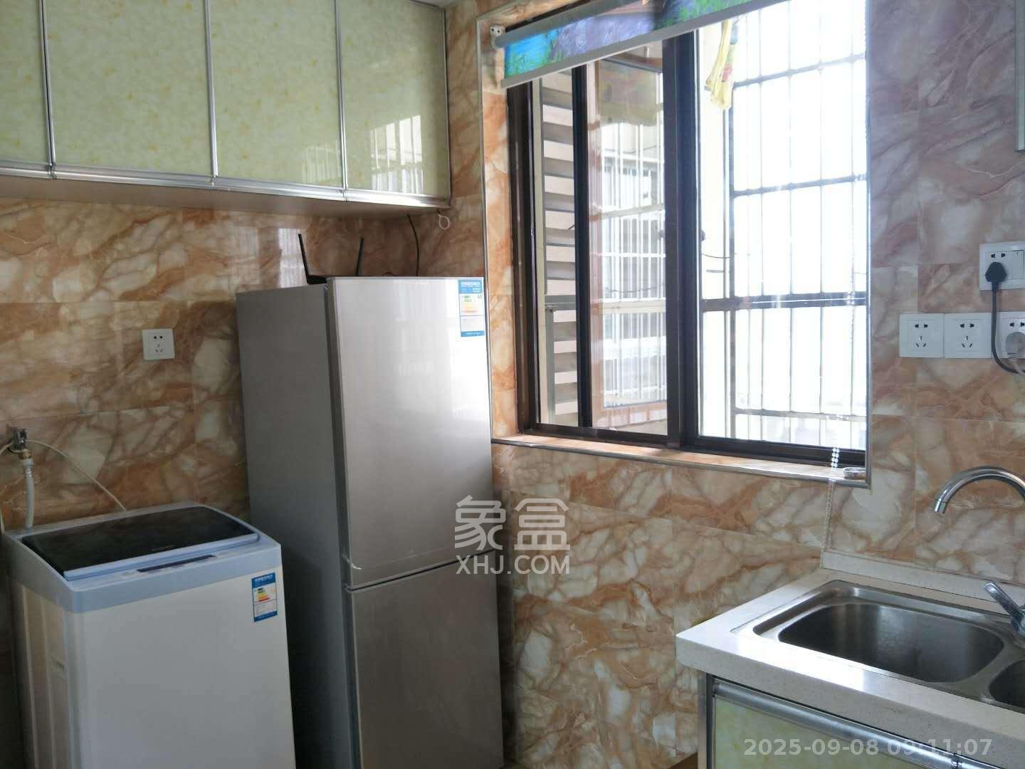 铂宫  1室1厅1卫    1700.0元/月 铂宫  1室1厅1卫    1700.0元/月室内图