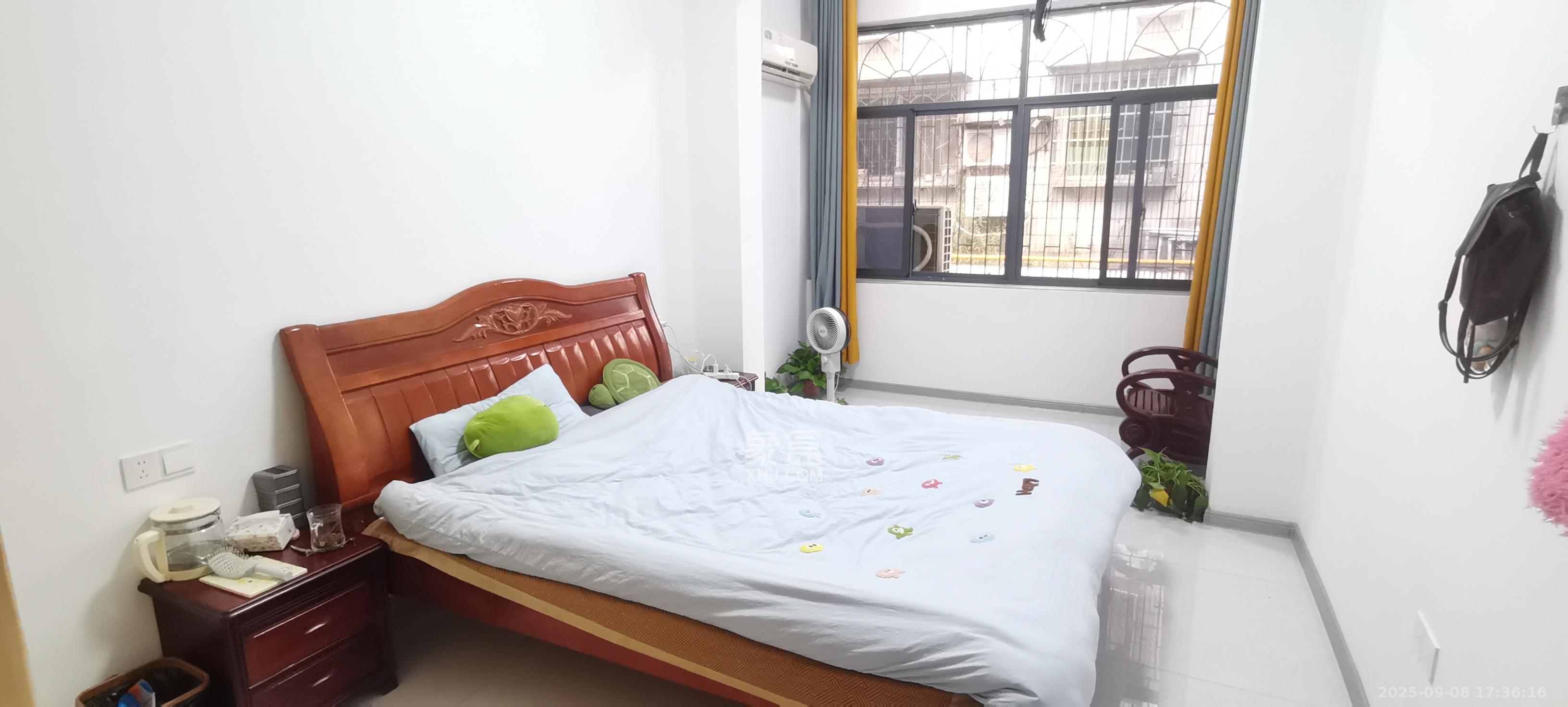 河西布市(望城坡布市)  1室0厅0卫    2000.0元/月 河西布市(望城坡布市)  1室0厅0卫    2000.0元/月室内图