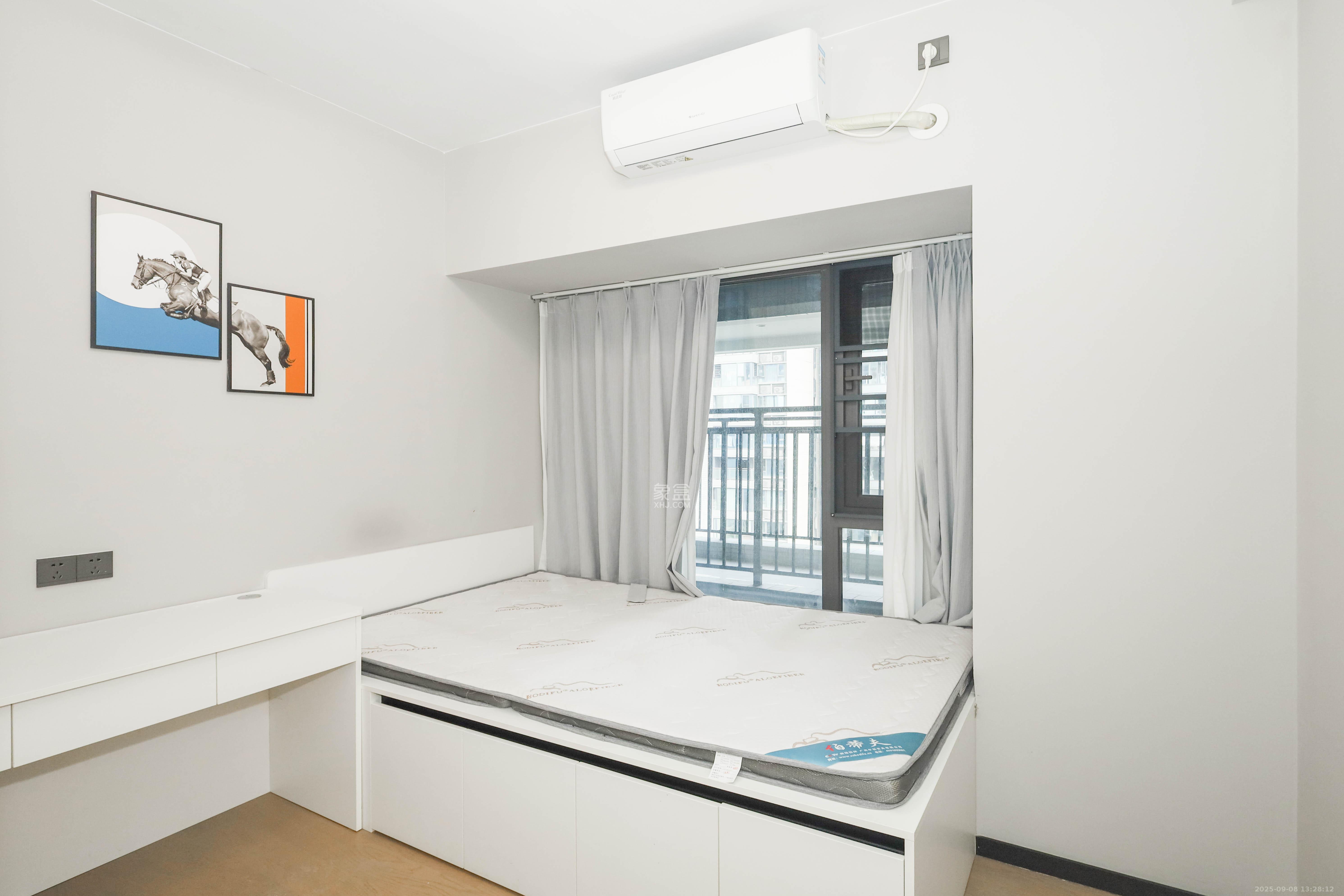 时代梅溪领峰  3室2厅2卫    139.8万 时代梅溪领峰  3室2厅2卫    139.8万卧室