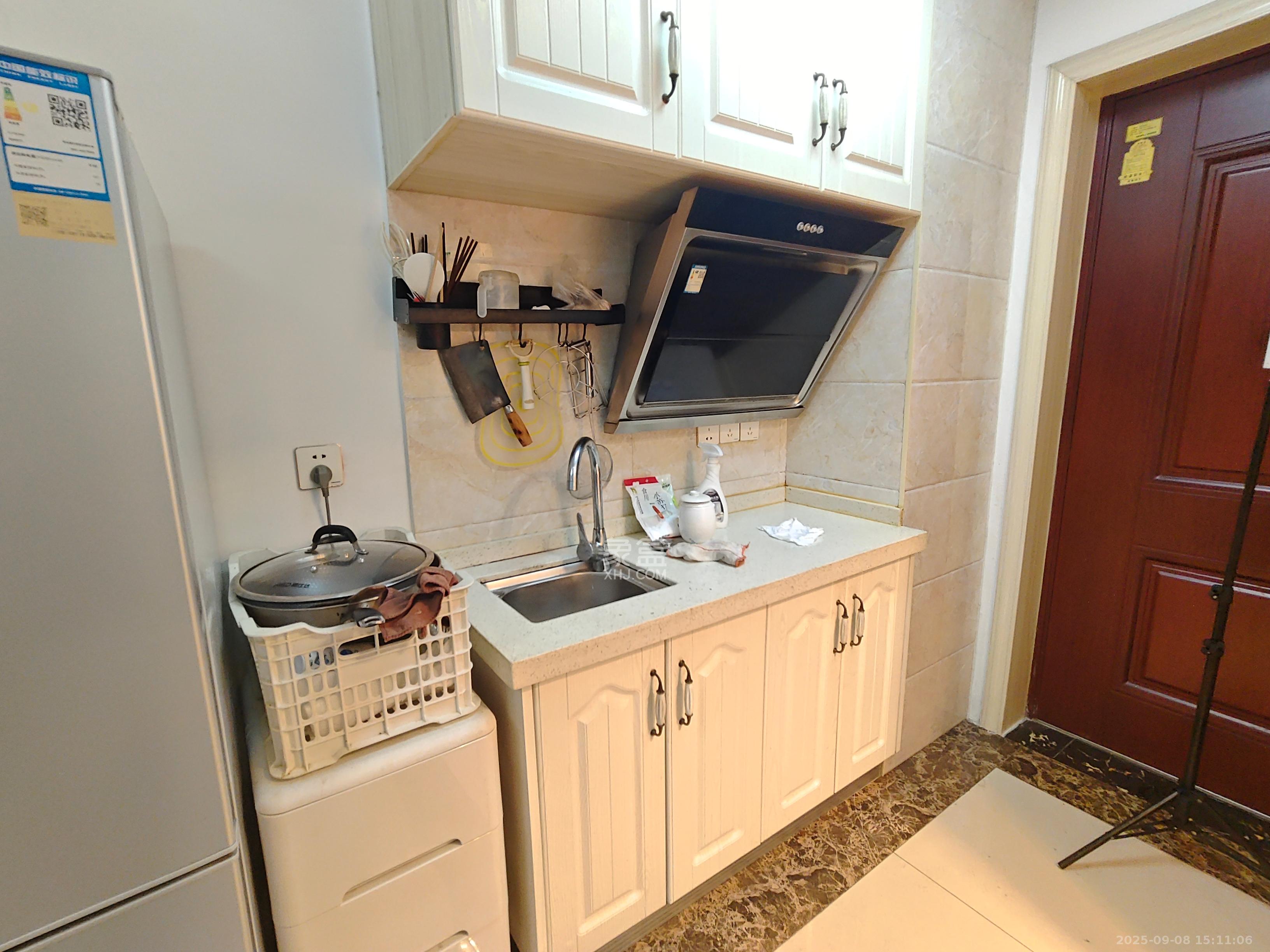 蓝光雍锦阁 1室1厅1卫 1650.0元/月 蓝光雍锦阁 1室1厅1卫 1650.0元/月室内图