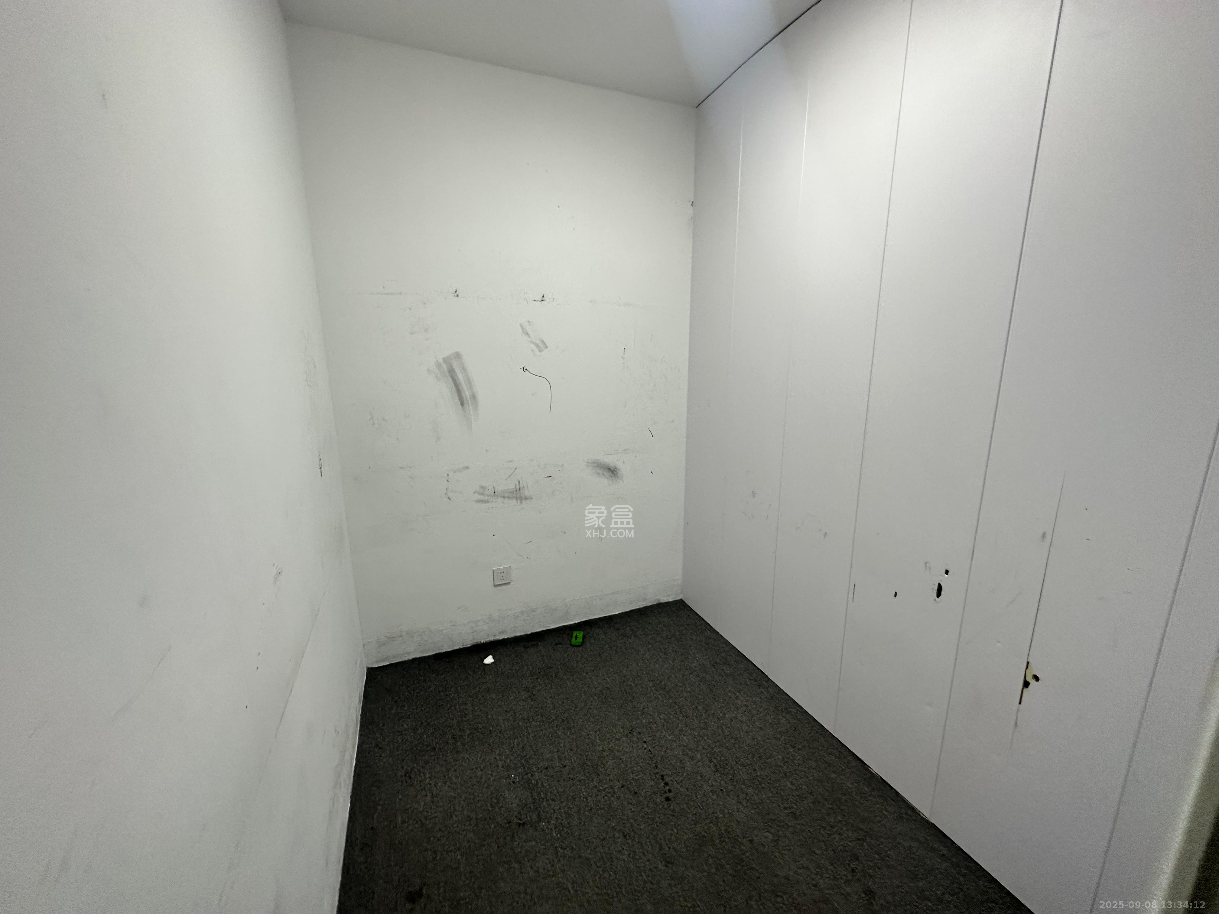 东玺门  4室1厅1卫    3000.0元/月室内图