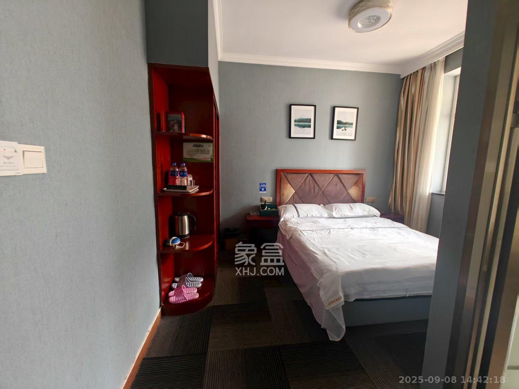 马王堆汽配城  1室1厅1卫    800.0元/月室内图