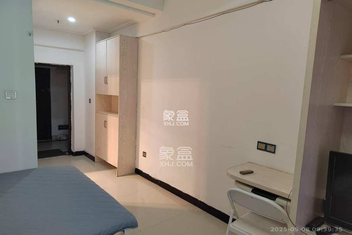 水岸世景 1室1厅1卫 1100.00元/月 水岸世景 1室1厅1卫 1100.00元/月室内图