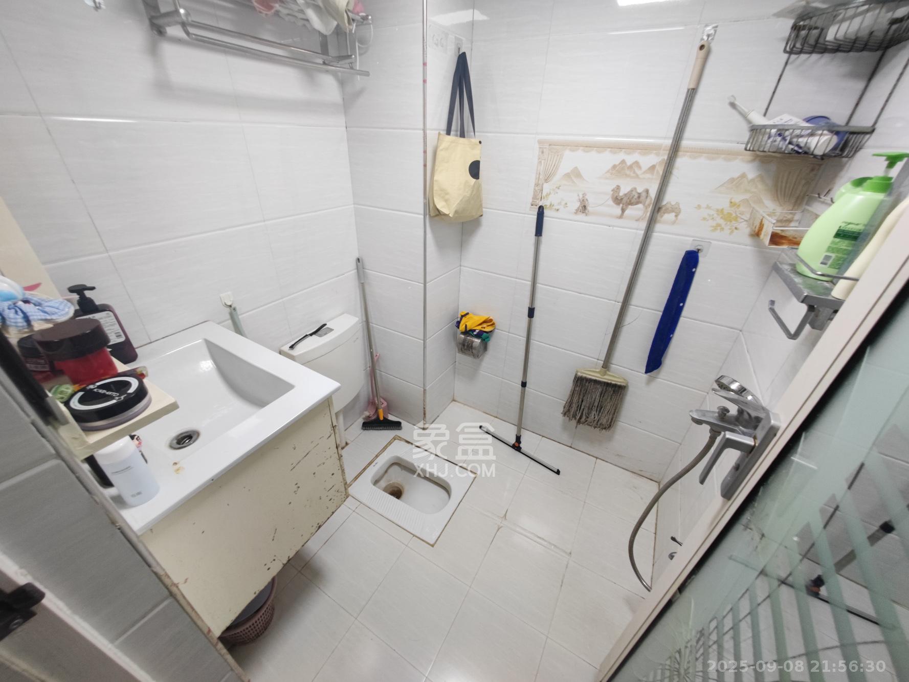 弘欣公寓  2室1厅1卫    48.0万卫生间