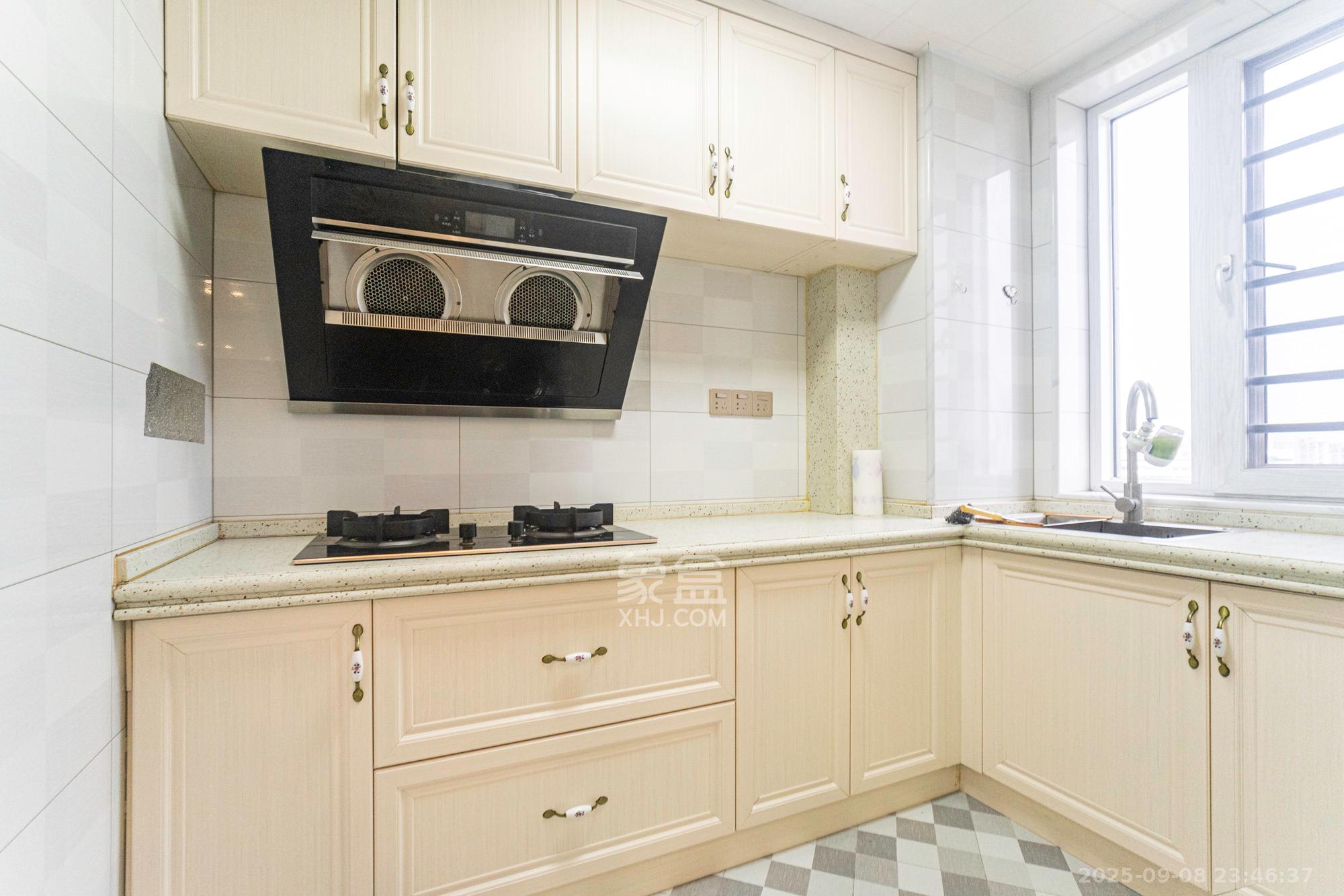 东方美地 3室2厅2卫 89.0万 东方美地 3室2厅2卫 89.0万厨房