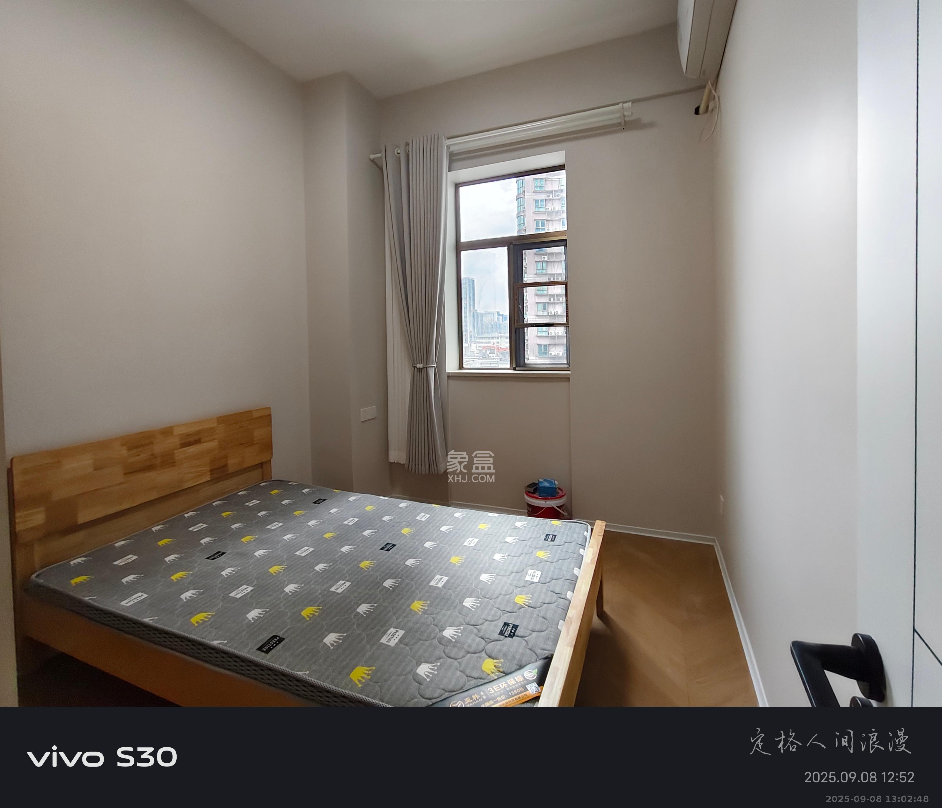 昊天大厦  2室1厅1卫    2800.0元/月室内图