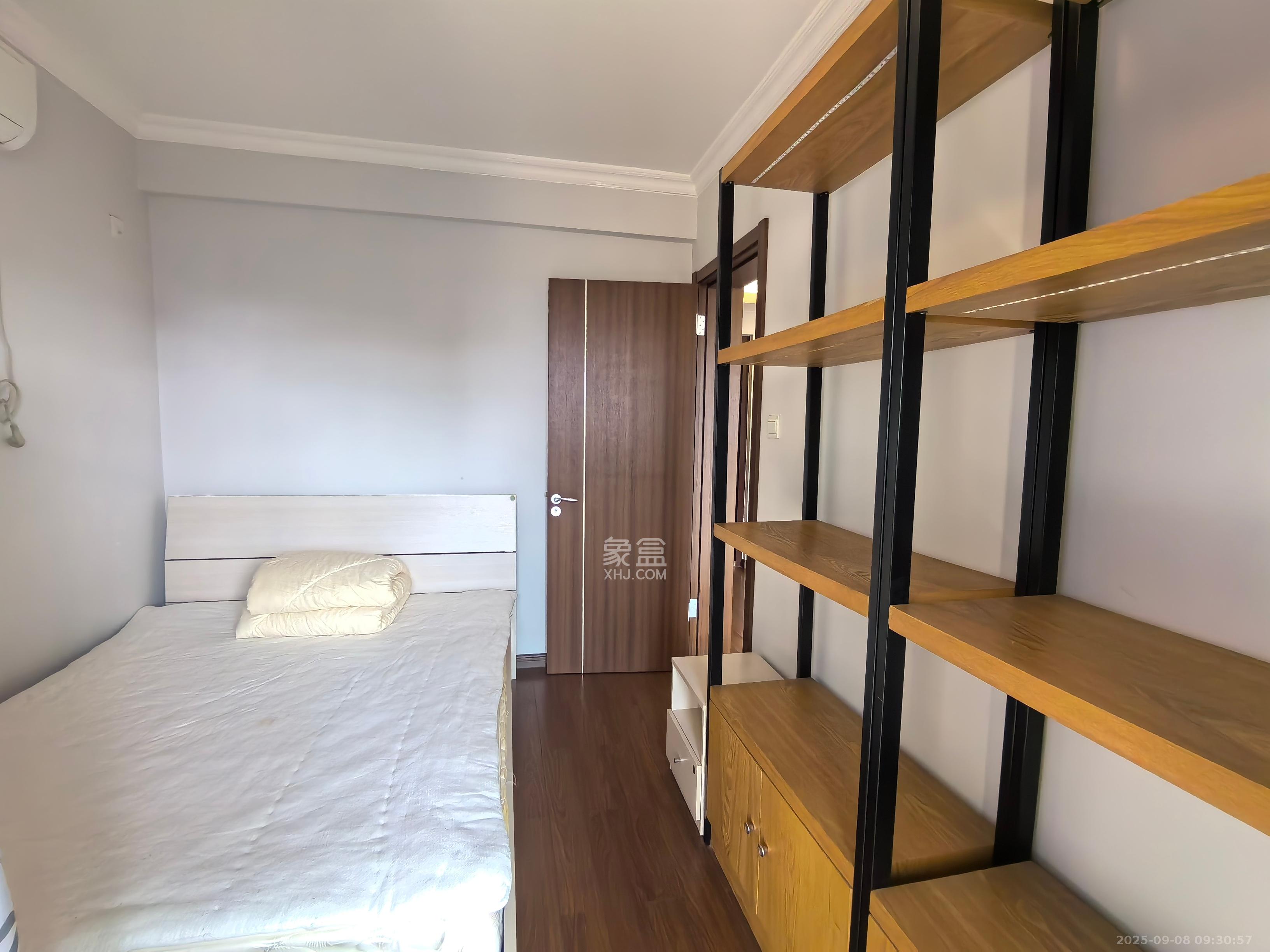 万科金域华府三四期 3室2厅1卫 2400.0元/月 万科金域华府三四期 3室2厅1卫 2400.0元/月室内图