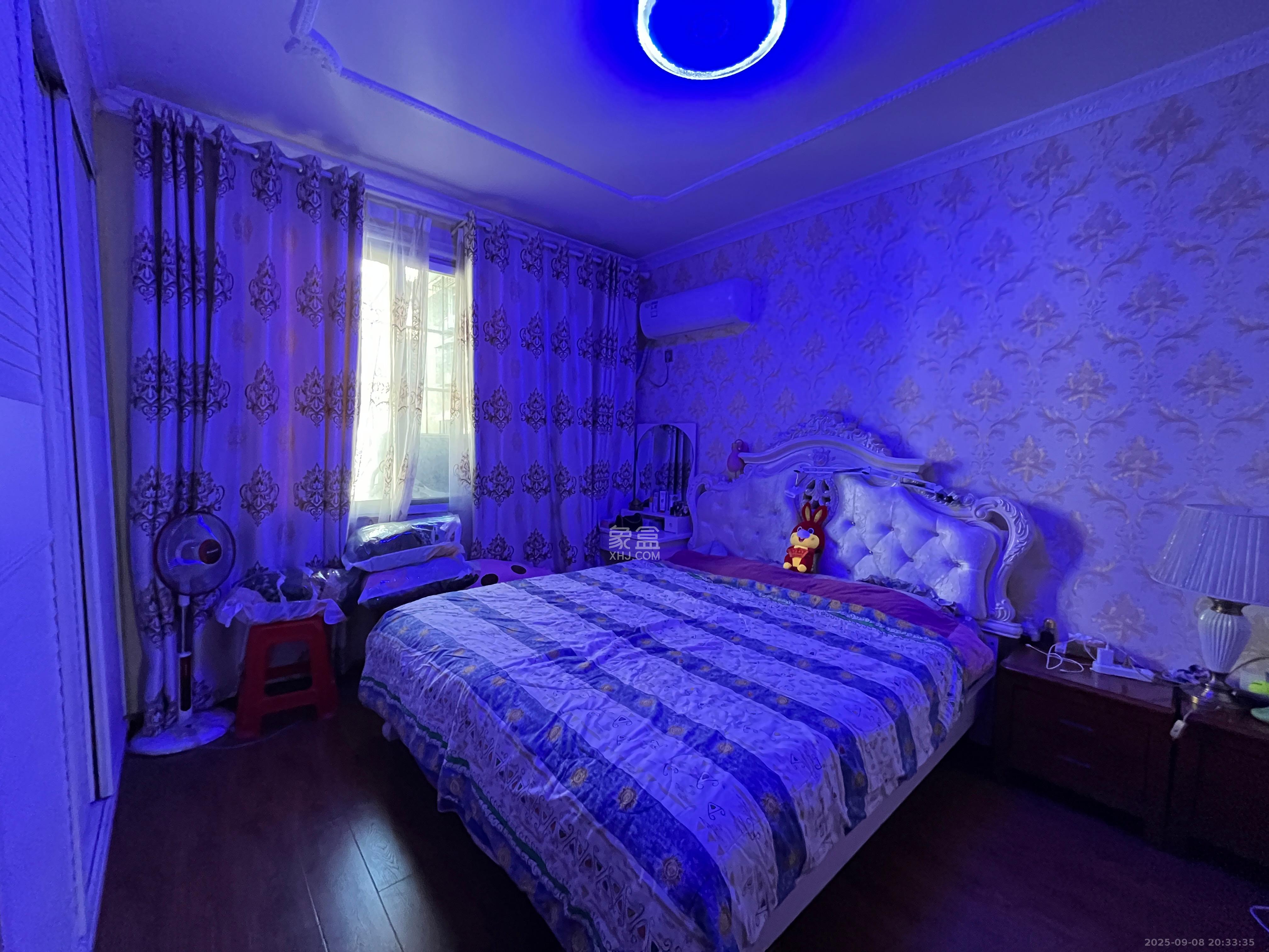 长沙县公路管理局单位房 2室2厅1卫 2600.0元/月 长沙县公路管理局单位房 2室2厅1卫 2600.0元/月室内图