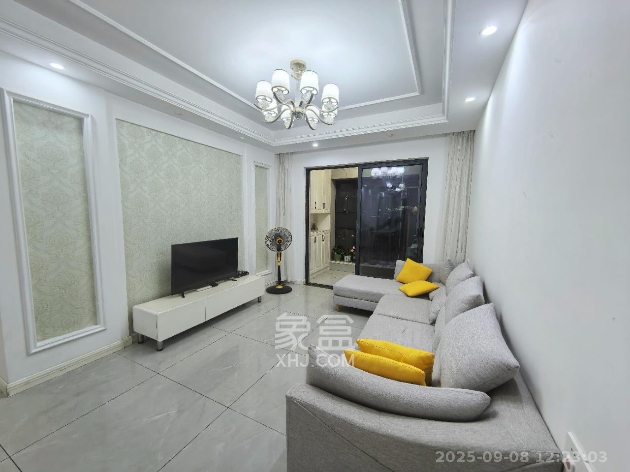 叠彩兰亭 3室2厅1卫 2400.0元/月 叠彩兰亭 3室2厅1卫 2400.0元/月室内图