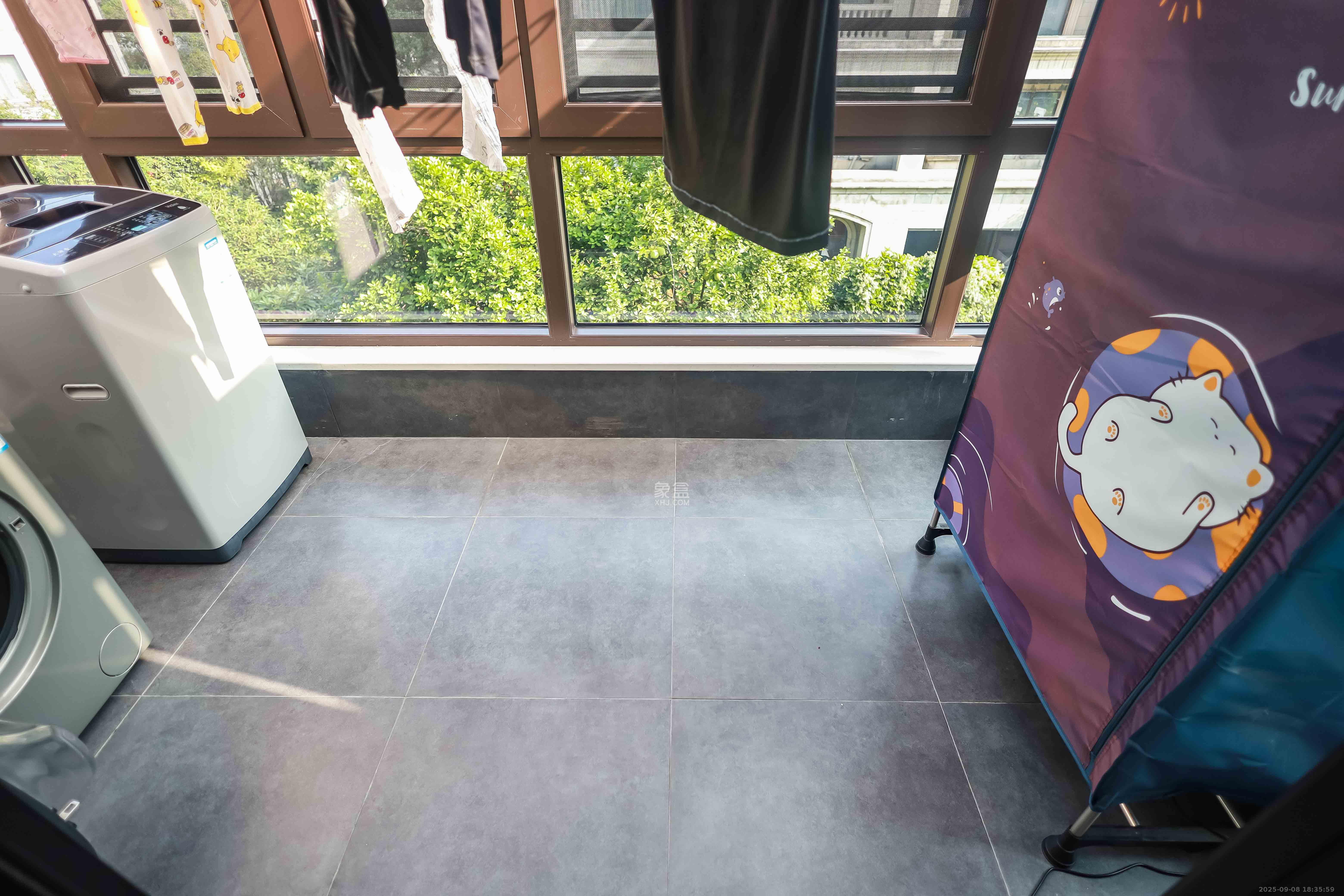 奥克斯缔壹城  4室2厅3卫    478.0万阳台