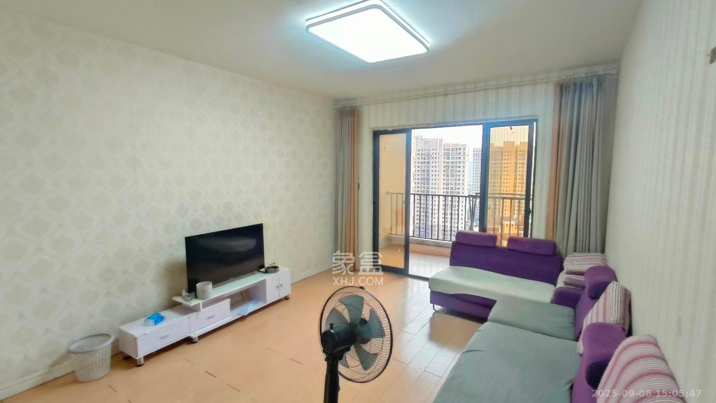 深业睿城 3室2厅2卫 2100.0元/月 深业睿城 3室2厅2卫 2100.0元/月室内图