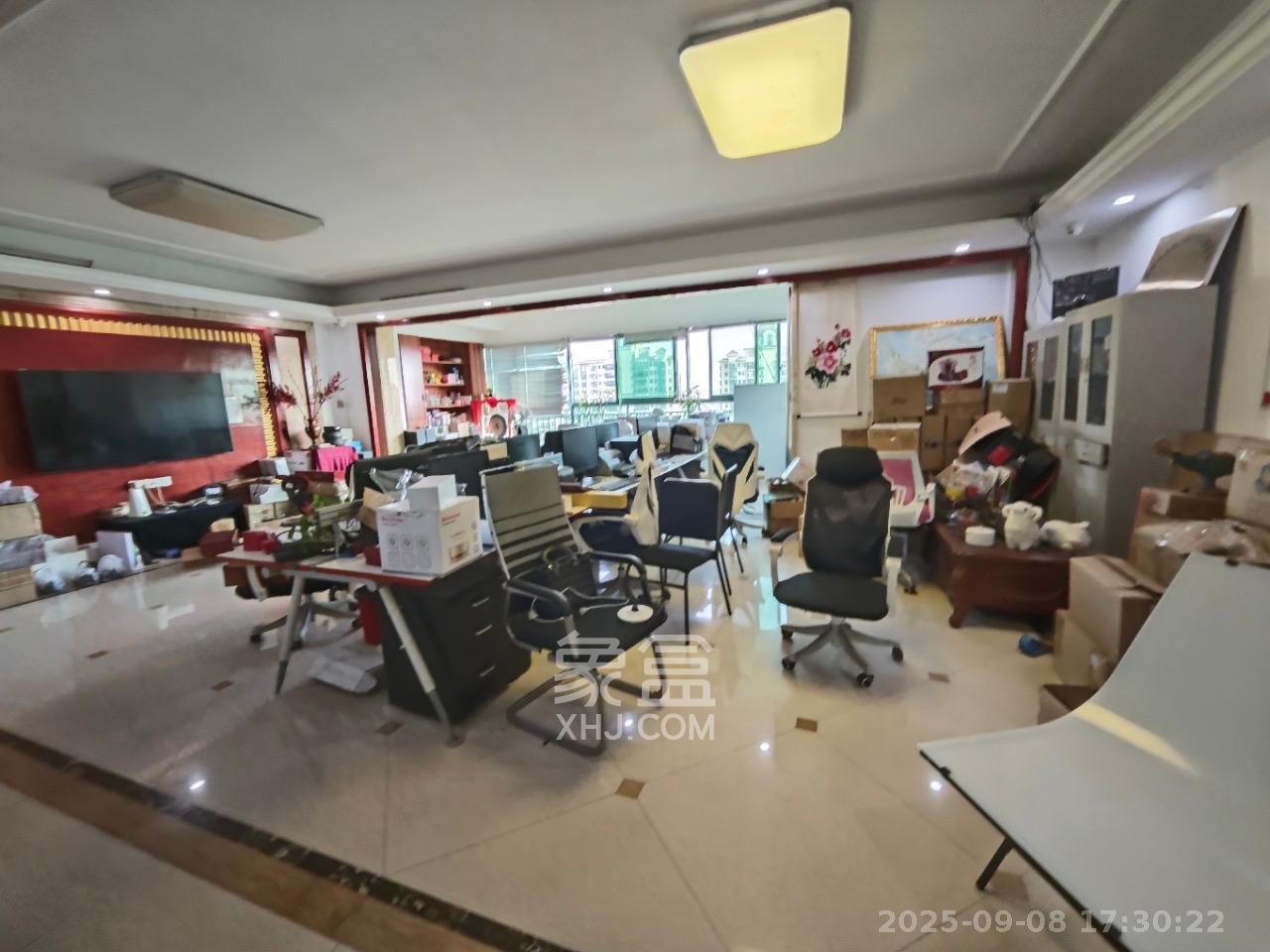 恒大雅苑 6室2厅3卫 5000.0元/月 恒大雅苑 6室2厅3卫 5000.0元/月室内图