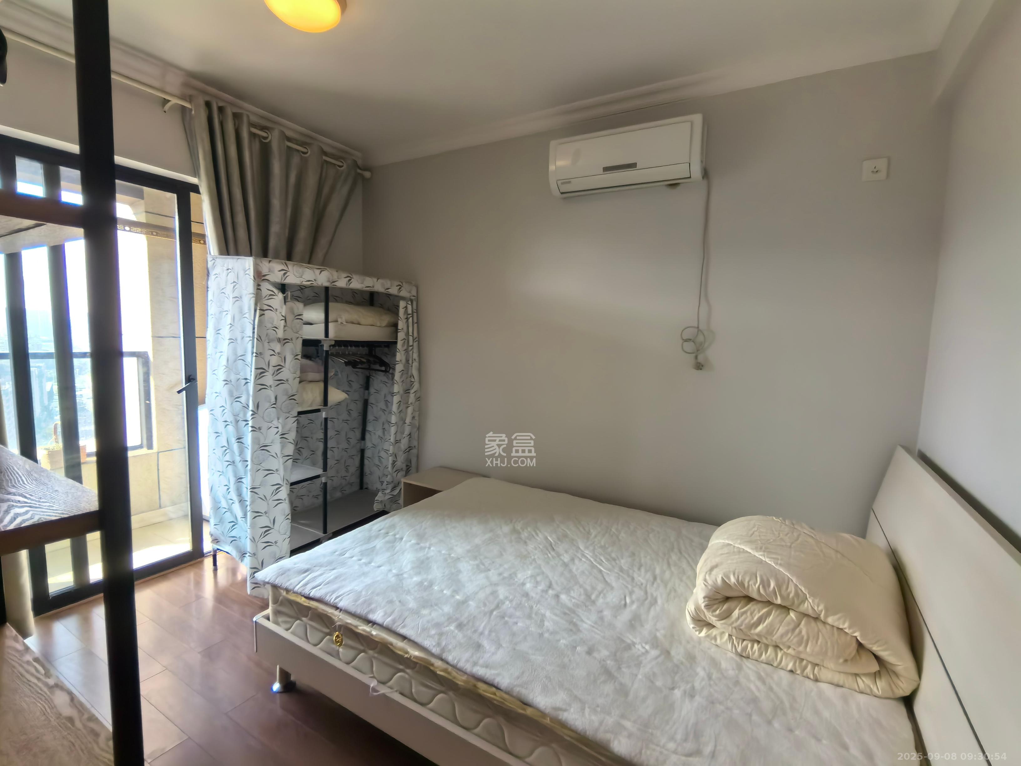 万科金域华府三四期 3室2厅1卫 2400.0元/月 万科金域华府三四期 3室2厅1卫 2400.0元/月室内图