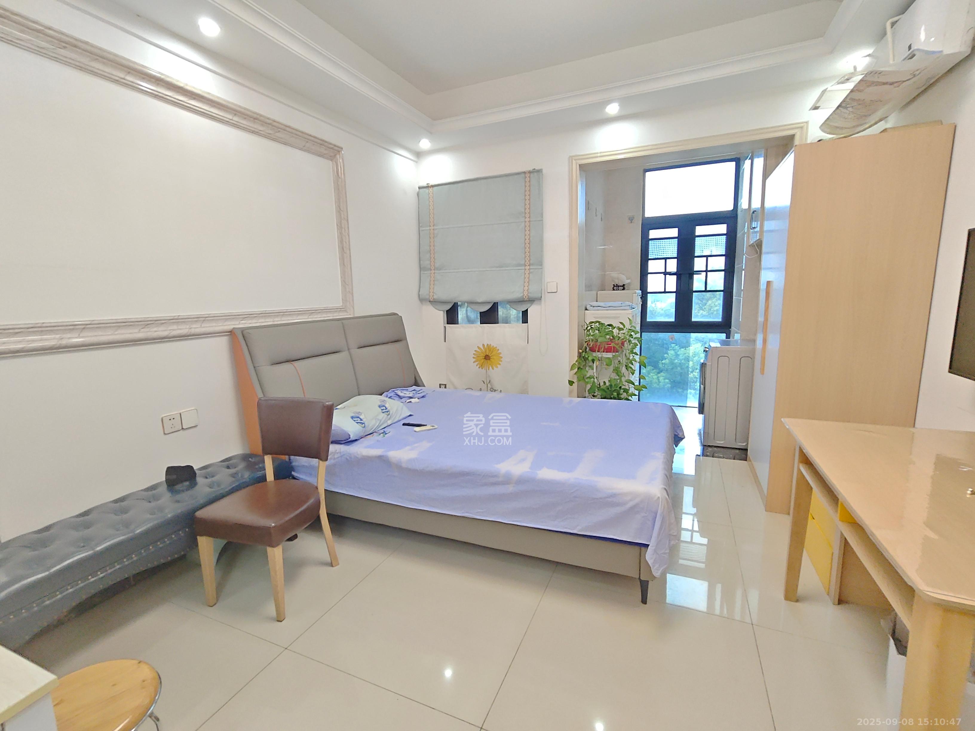 蓝光雍锦阁 1室1厅1卫 1650.0元/月 蓝光雍锦阁 1室1厅1卫 1650.0元/月室内图