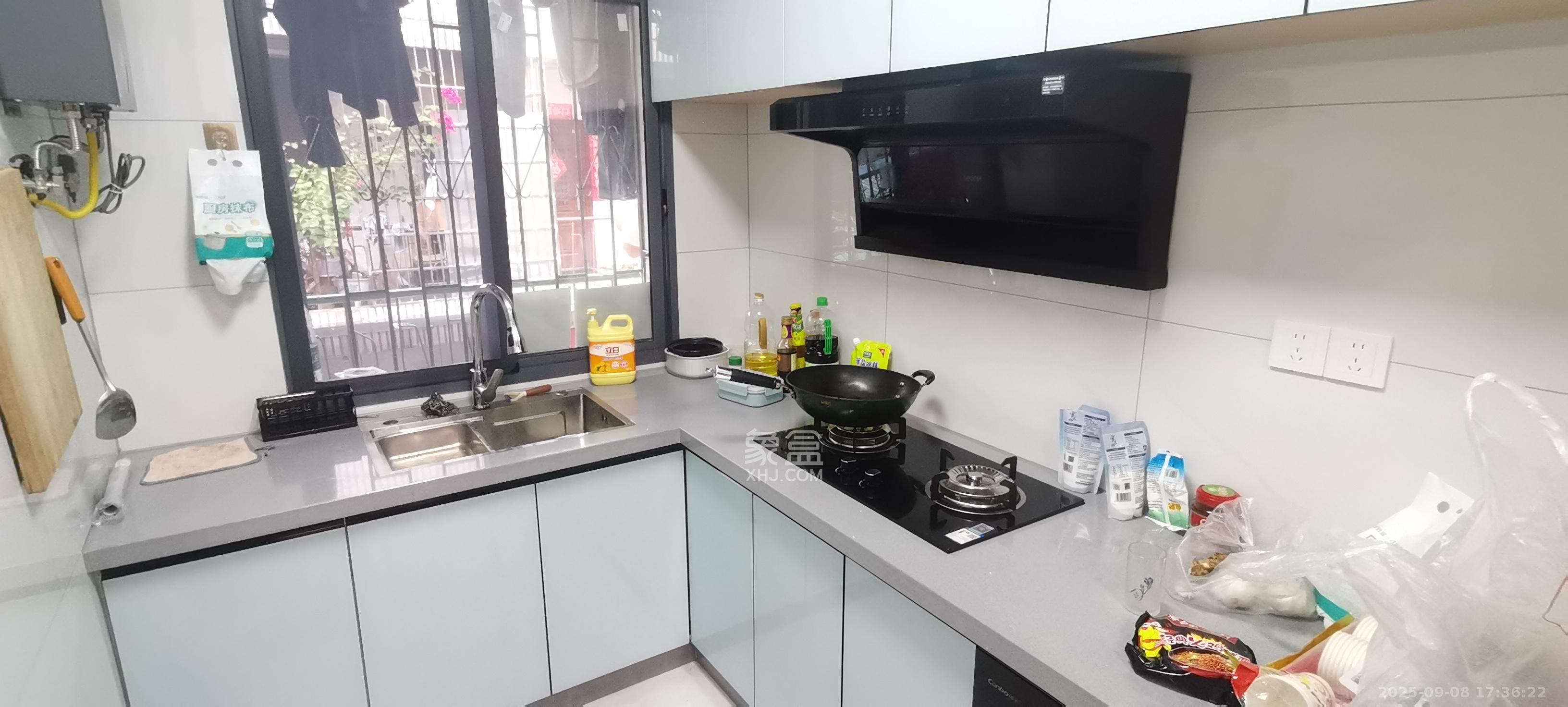 河西布市(望城坡布市)  1室0厅0卫    2000.0元/月 河西布市(望城坡布市)  1室0厅0卫    2000.0元/月室内图