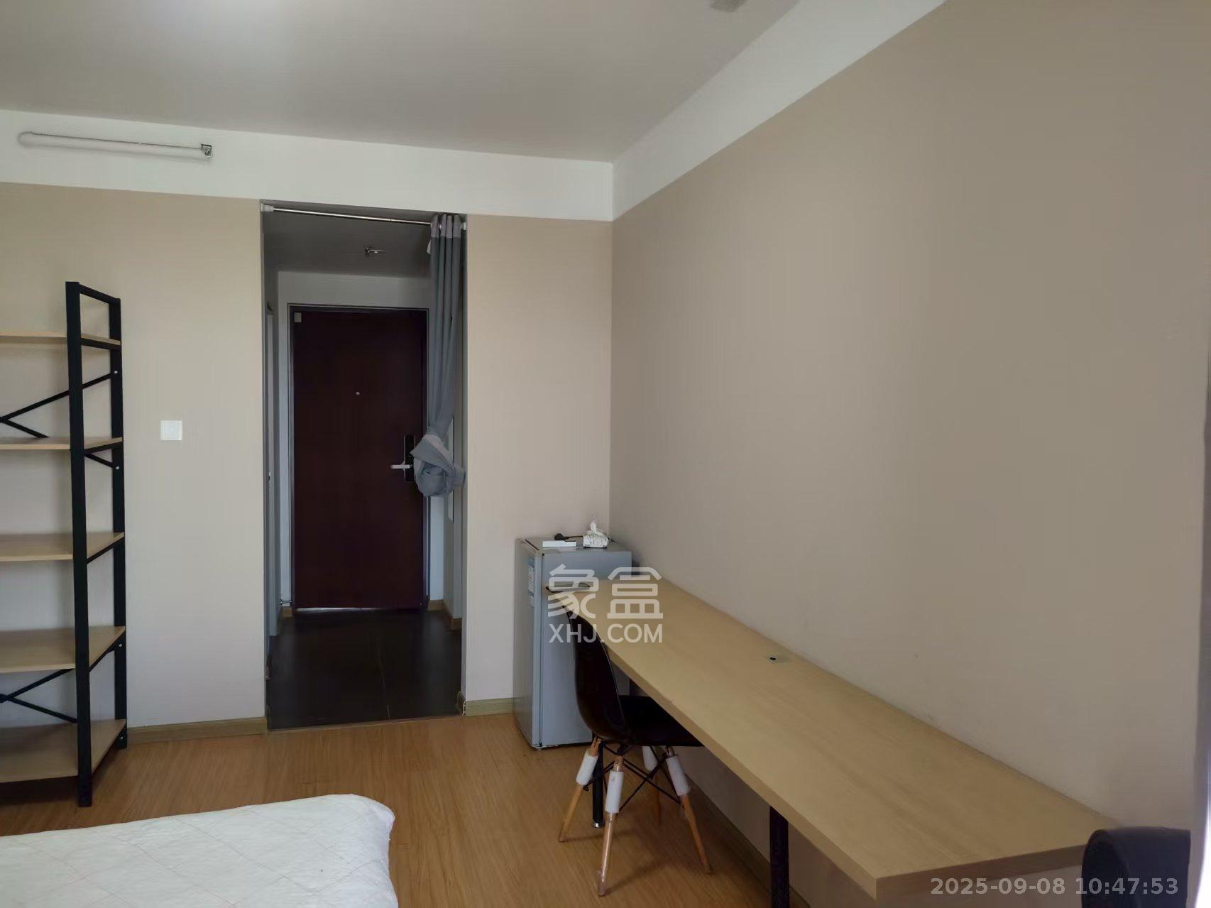 万科白鹭郡  1室1厅1卫    1300.0元/月室内图