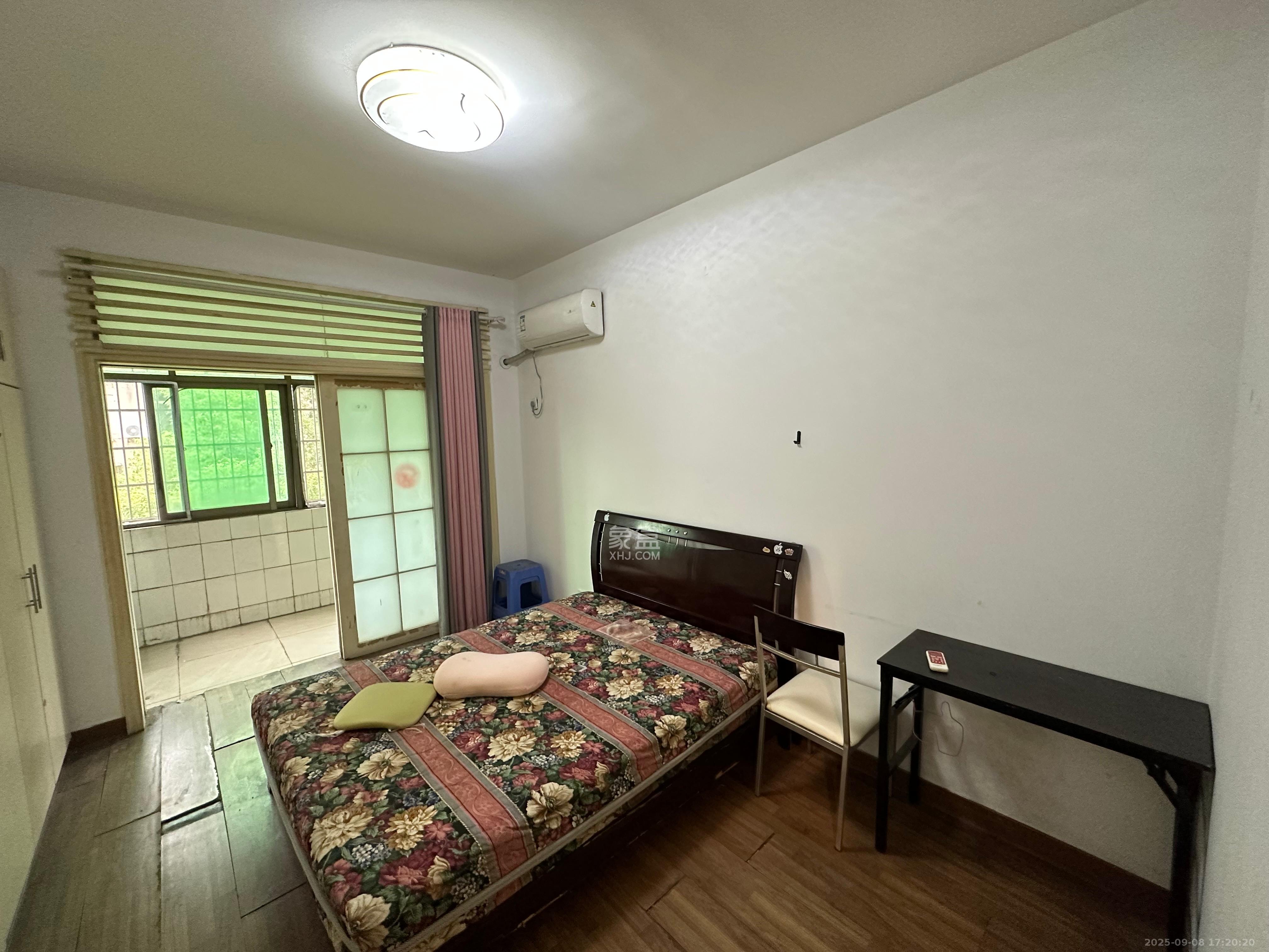 众立小区  3室2厅2卫    2500.0元/月室内图