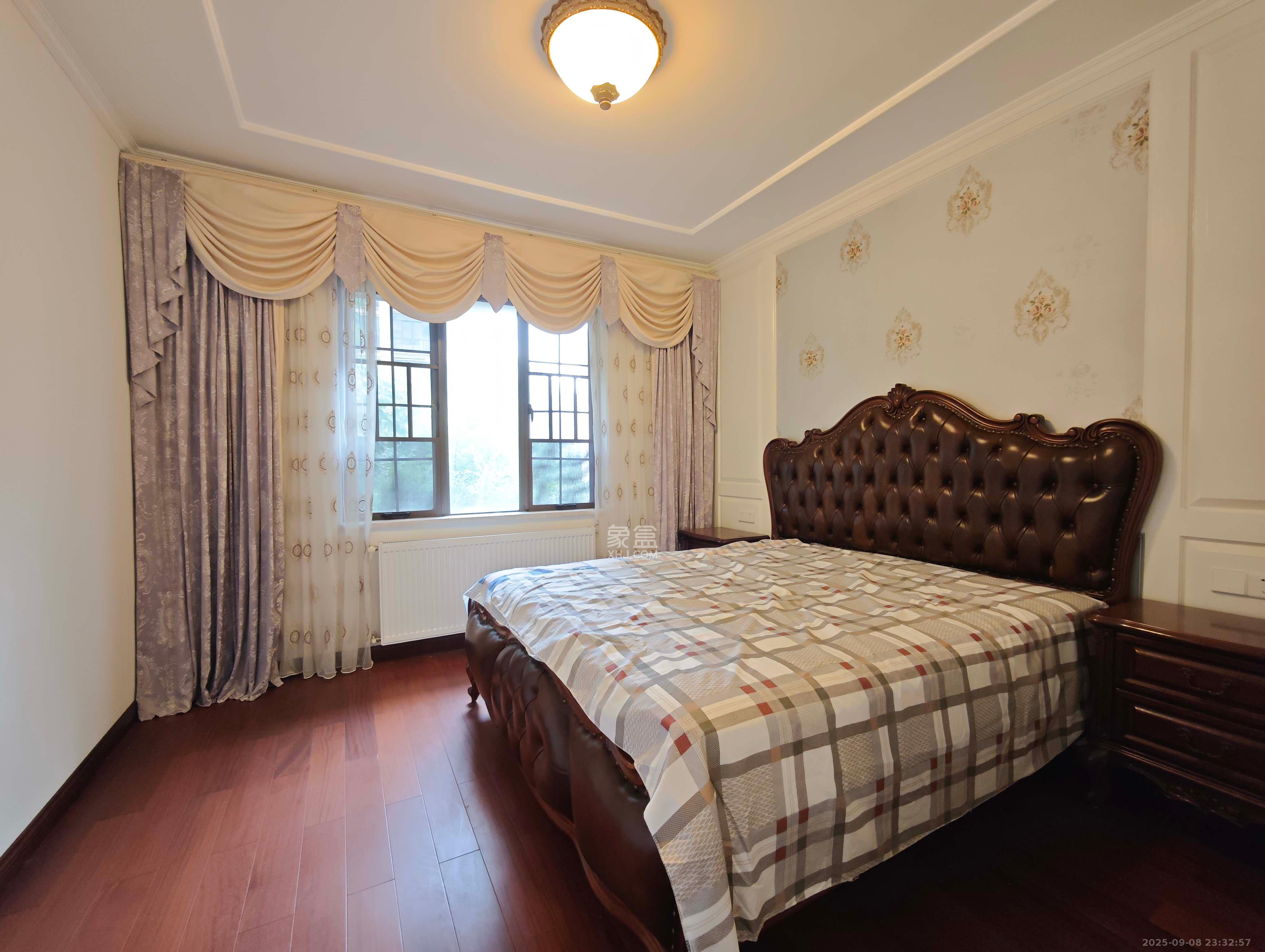 宏聚地中海 4室2厅2卫 185.0万 宏聚地中海 4室2厅2卫 185.0万卧室