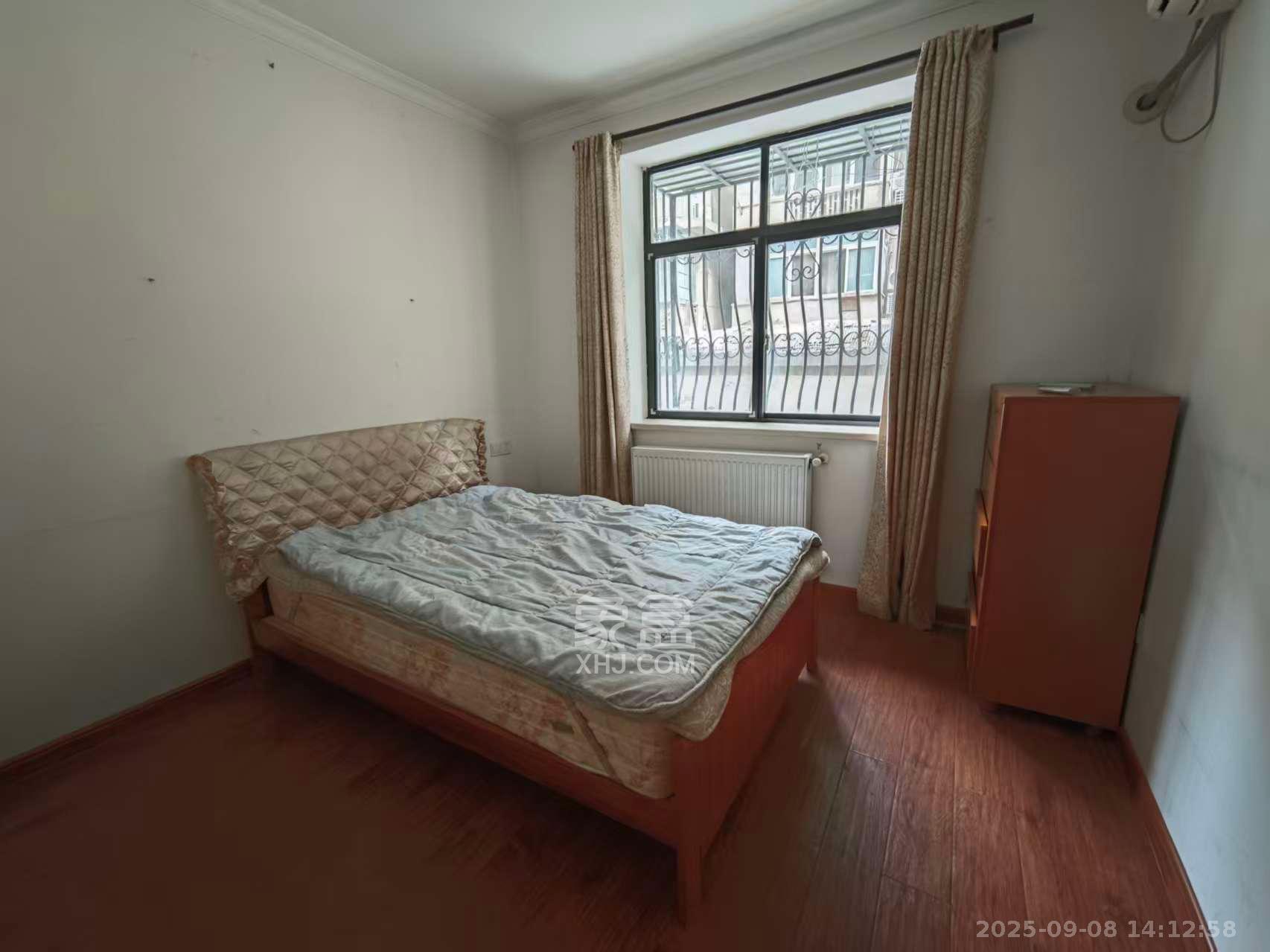 省建苑小区  3室2厅1卫    2400.0元/月 省建苑小区  3室2厅1卫    2400.0元/月室内图