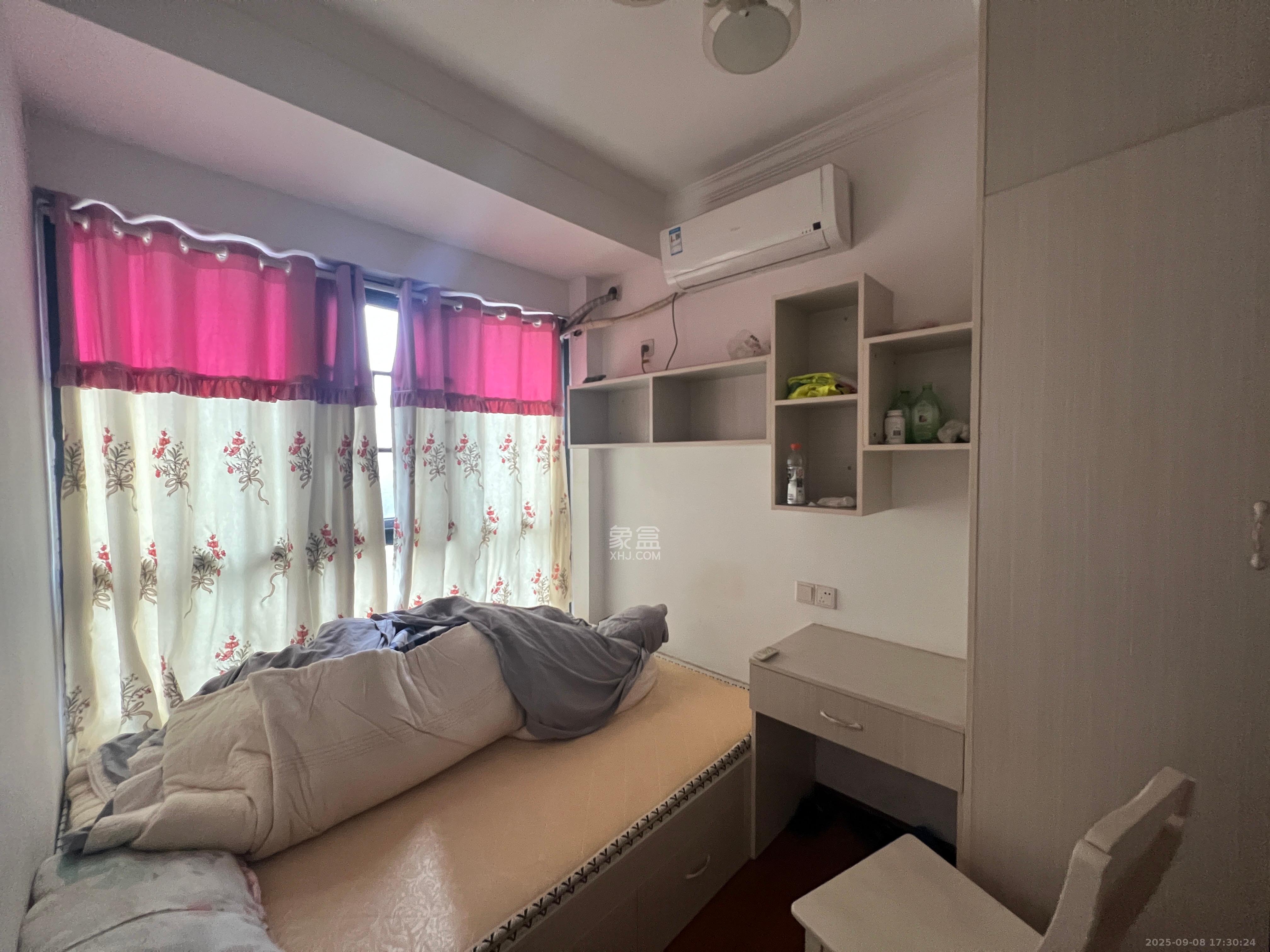 嘉宇盛世华章 3室2厅1卫 3000.0元/月 嘉宇盛世华章 3室2厅1卫 3000.0元/月室内图