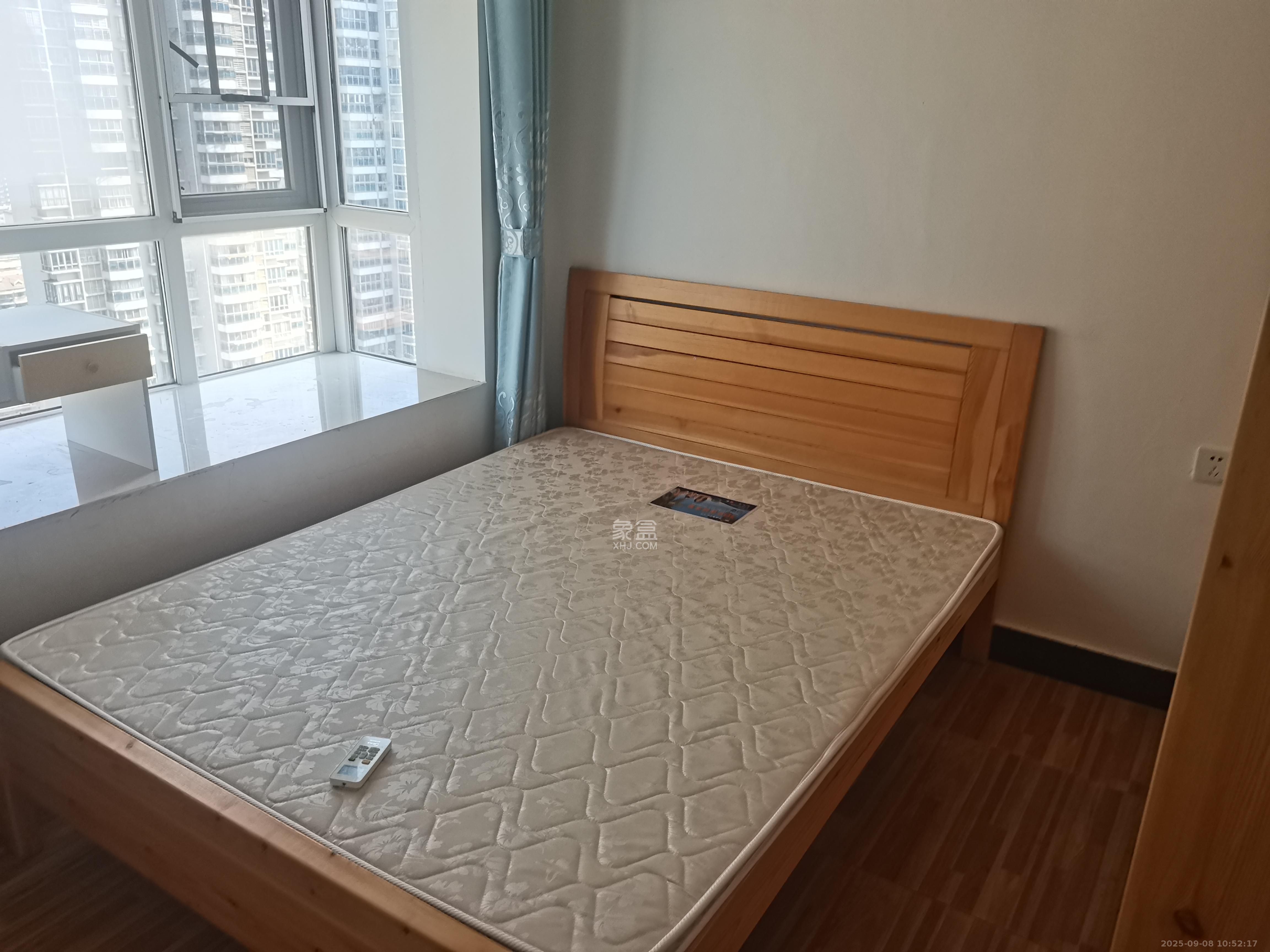 尚上美寓  1室0厅0卫    2500.0元/月 尚上美寓  1室0厅0卫    2500.0元/月室内图1