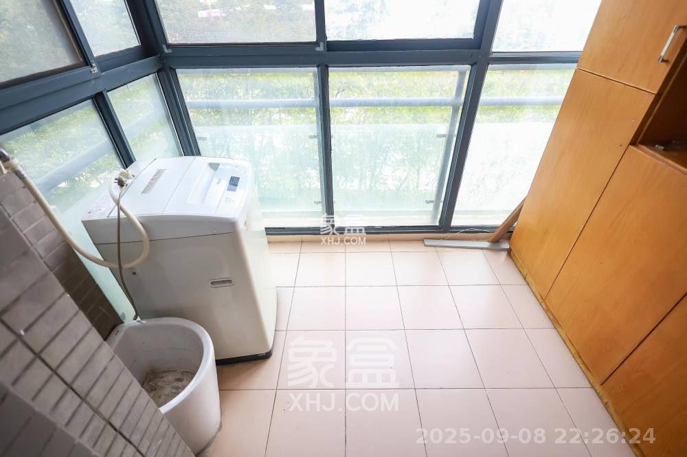 西城龙庭 4室2厅2卫 3200.0元/月 西城龙庭 4室2厅2卫 3200.0元/月室内图