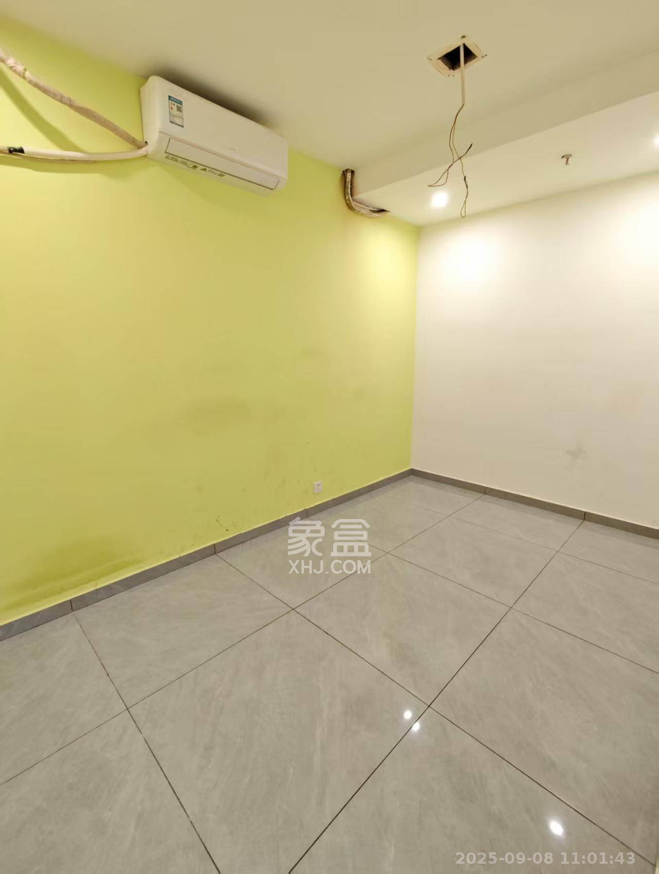 中建嘉和城  1室1厅1卫   1500.00元/月室内图