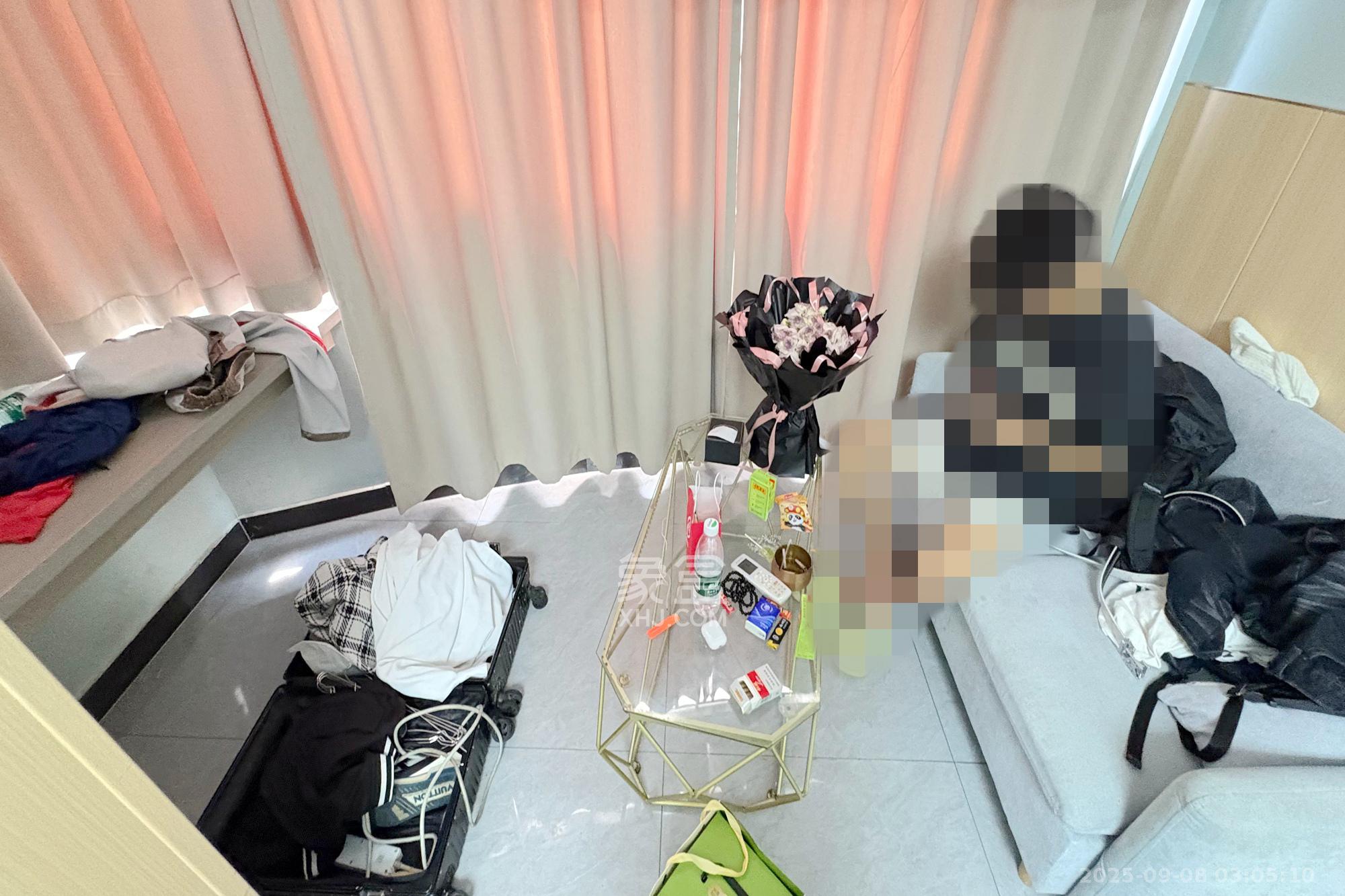 景江东方 1室1厅1卫 43.0万 景江东方 1室1厅1卫 43.0万阳台