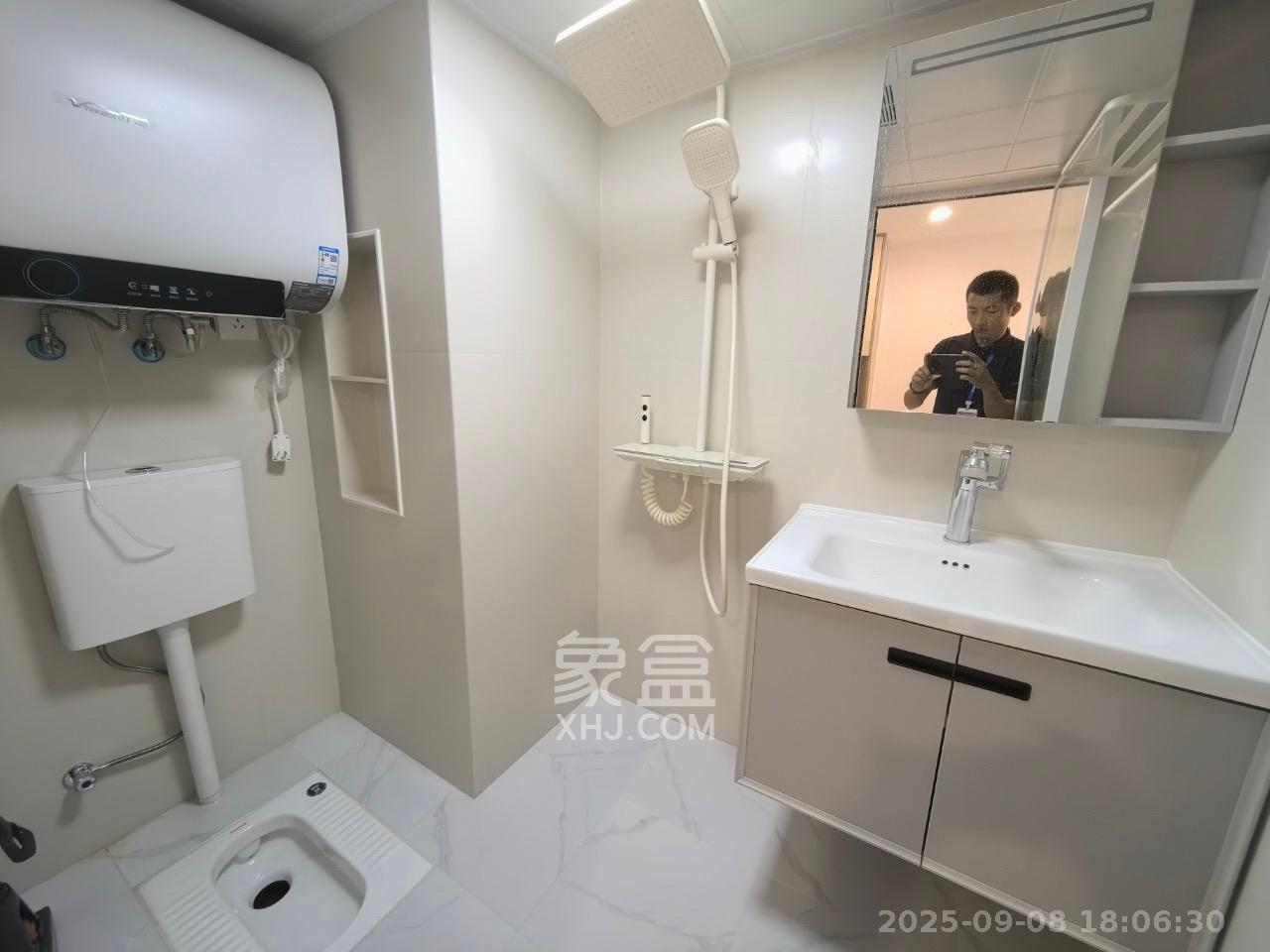 卓越伊景寓  1室1厅1卫   1800.00元/月