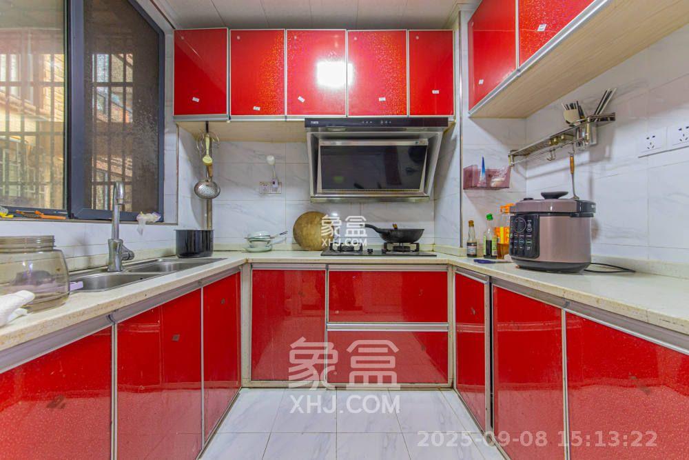 中建芙蓉嘉苑 3室2厅1卫 2100.0元/月 中建芙蓉嘉苑 3室2厅1卫 2100.0元/月室内图