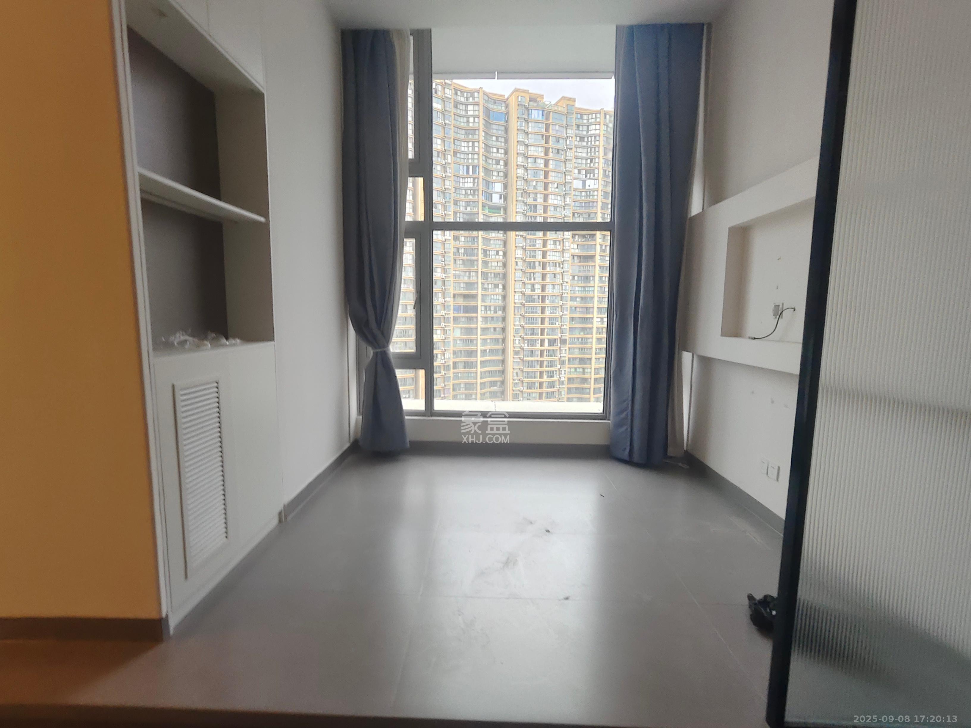 保利天禧EF区 1室1厅1卫 4000.0元/月 保利天禧EF区 1室1厅1卫 4000.0元/月室内图