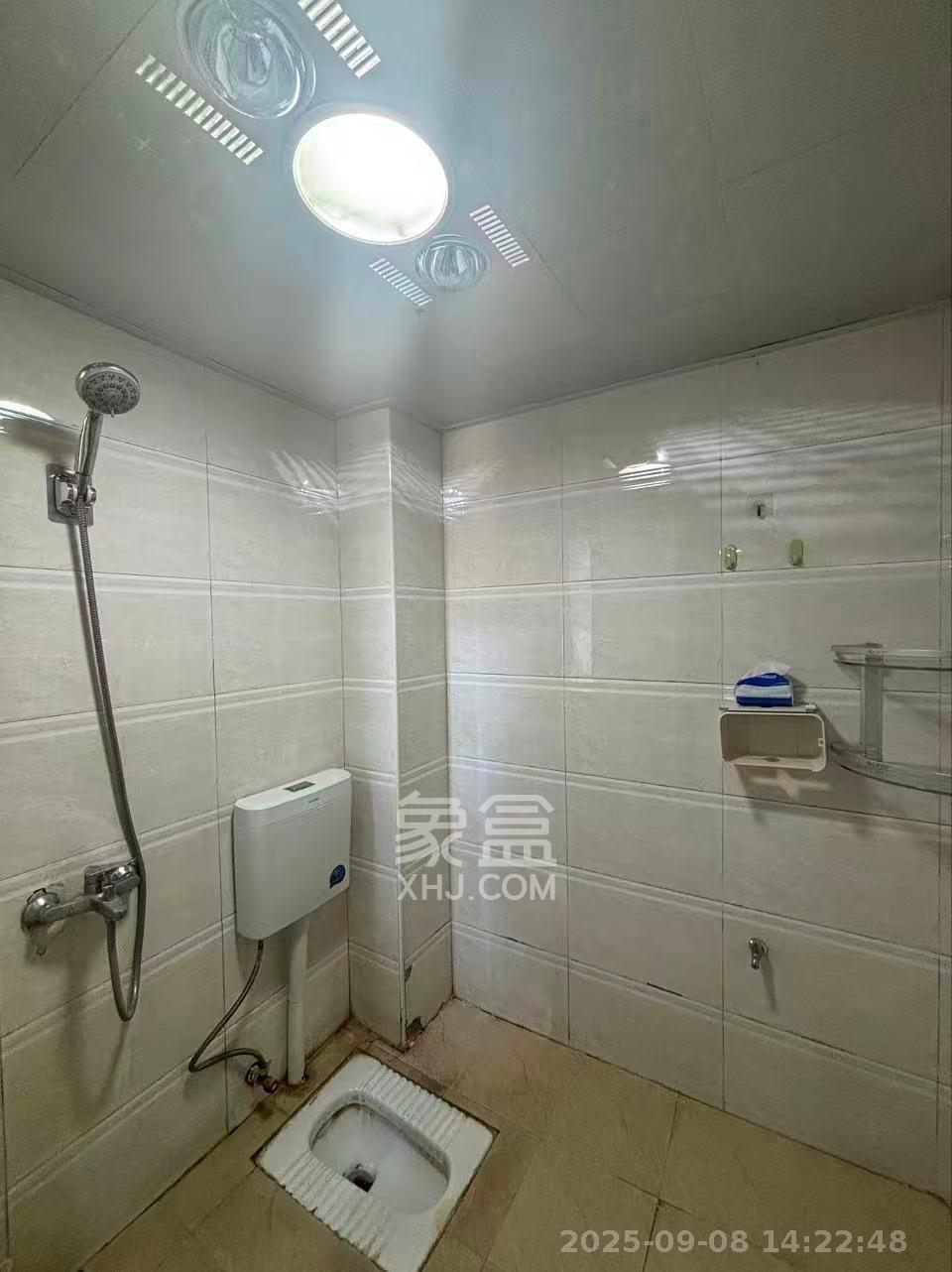 泰禹家园(彩云之翼家园一期、二期、三期) 2室2厅1卫 1500.0元/月 泰禹家园(彩云之翼家园一期、二期、三期) 2室2厅1卫 1500.0元/月室内图