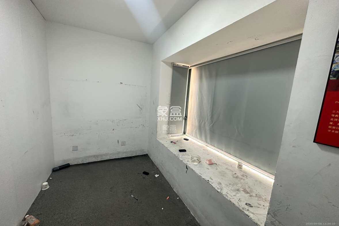 东玺门 4室1厅1卫 3000.0元/月 东玺门 4室1厅1卫 3000.0元/月室内图