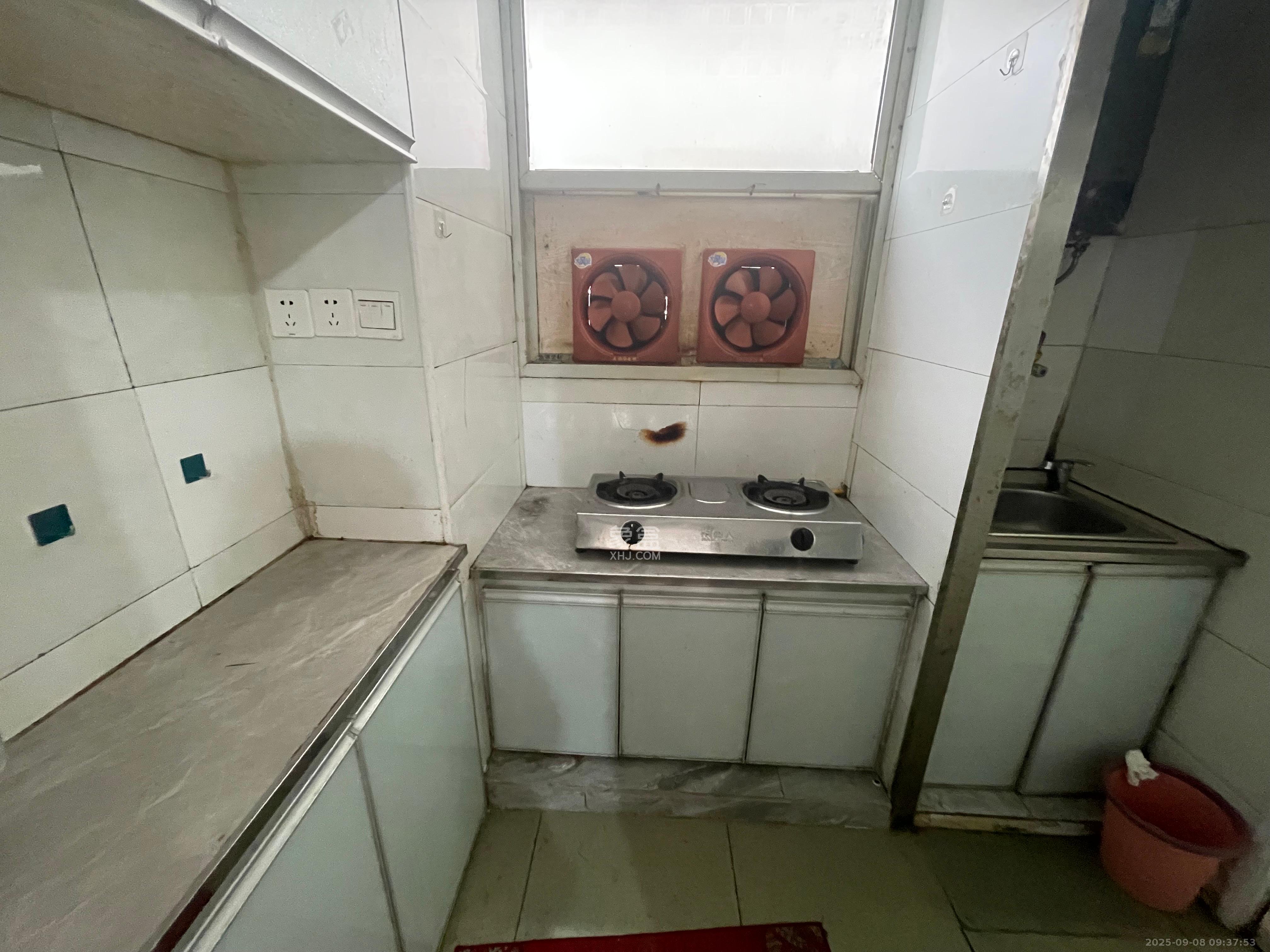 马家冲社区(马家冲小区) 1室1厅1卫 1300.0元/月 马家冲社区(马家冲小区) 1室1厅1卫 1300.0元/月室内图